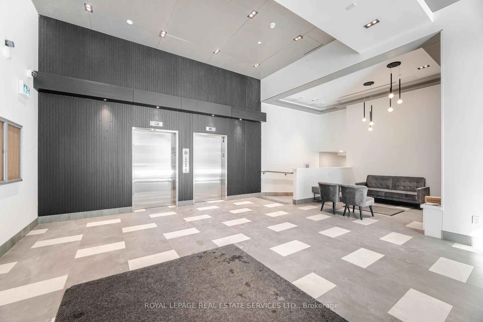 Photo 4 of Unit 406, 840 St Clair Avenue W, Toronto, Oakwood Village — HOMEH