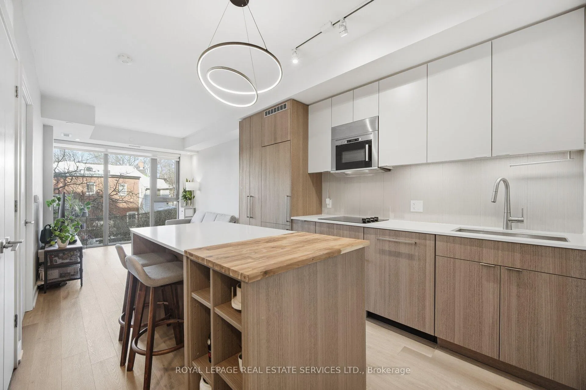 Photo 7 of Unit 406, 840 St Clair Avenue W, Toronto, Oakwood Village — HOMEH