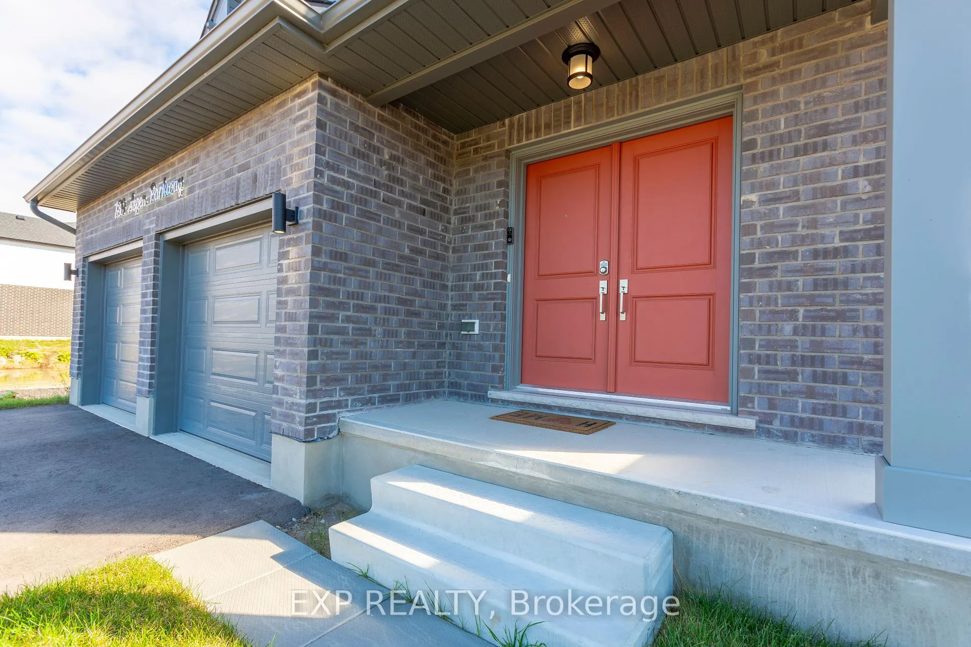 Photo 3 of 139 Aspen Parkway, Aylmer — HOMEH