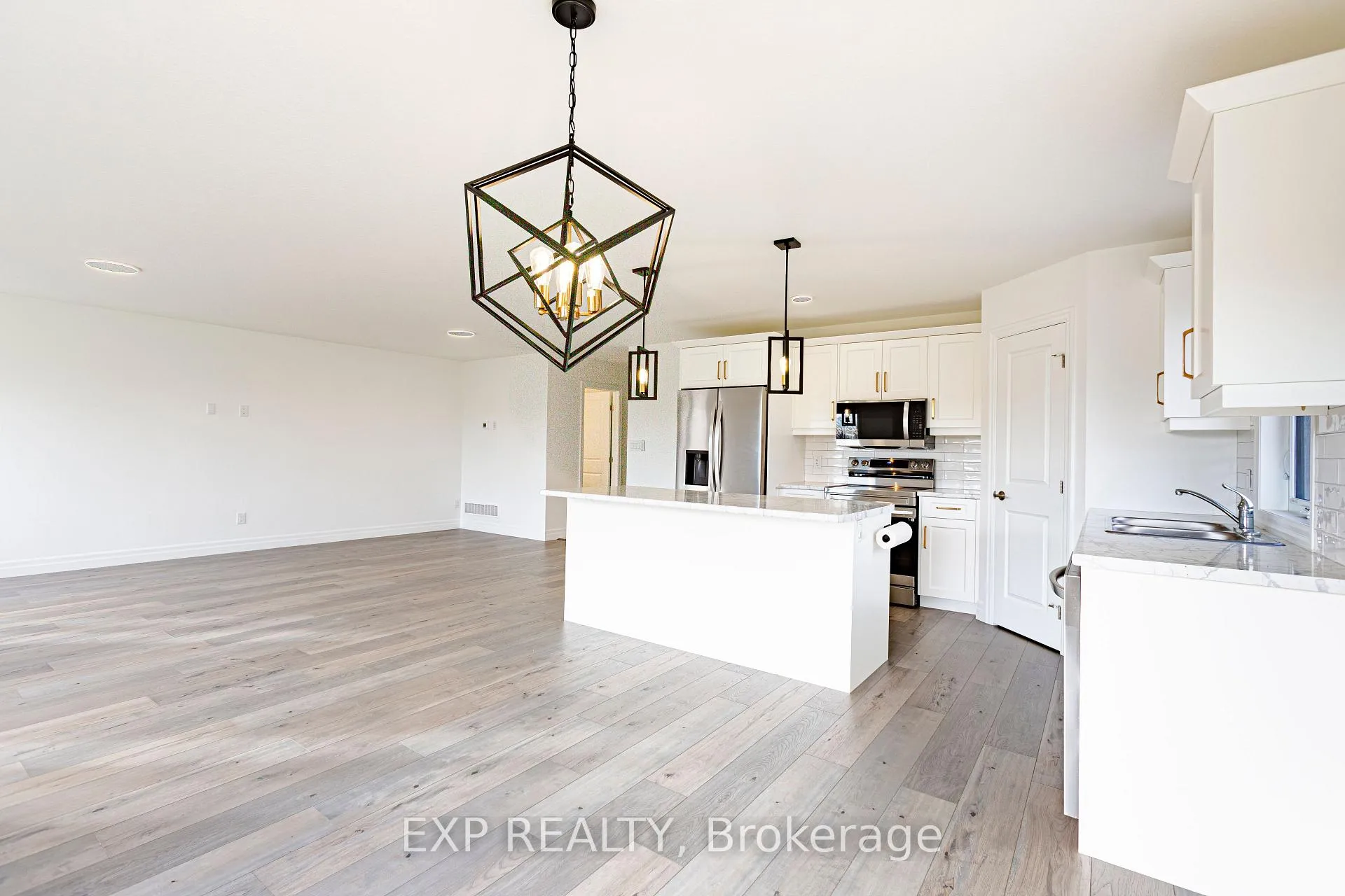 Photo 7 of 139 Aspen Parkway, Aylmer — HOMEH