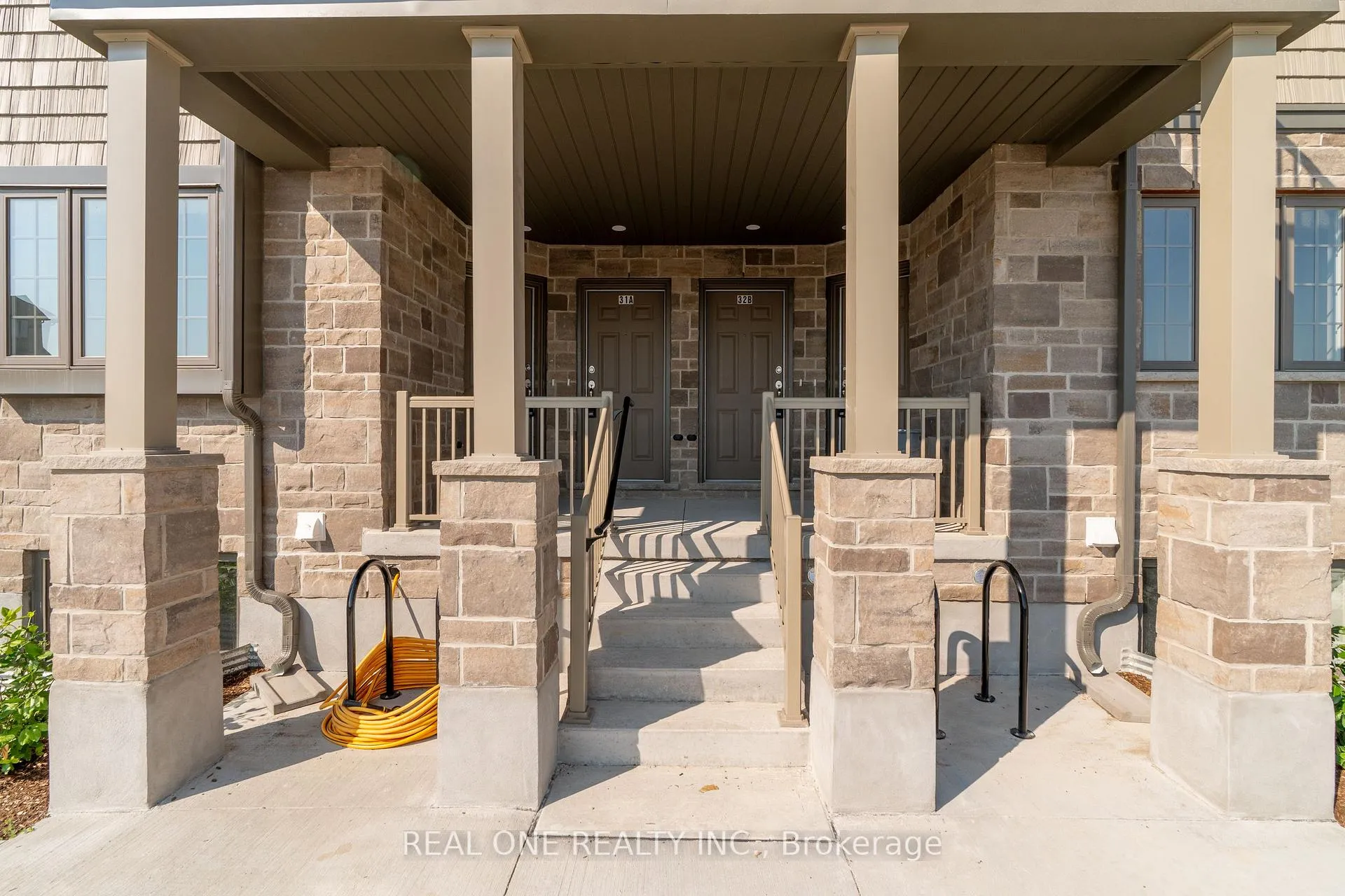 Photo 3 of Unit 31B, 85 Mullin Drive, Guelph, Victoria North — HOMEH