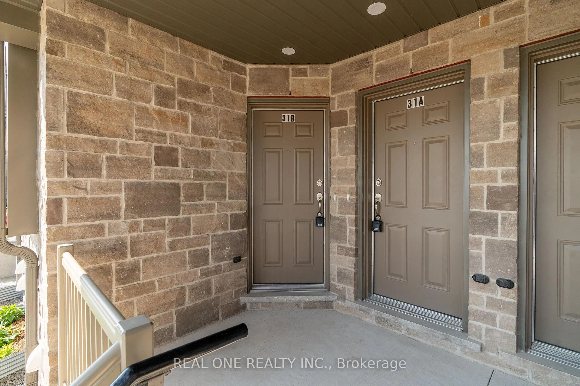 Photo 4 of Unit 31B, 85 Mullin Drive, Guelph, Victoria North — HOMEH