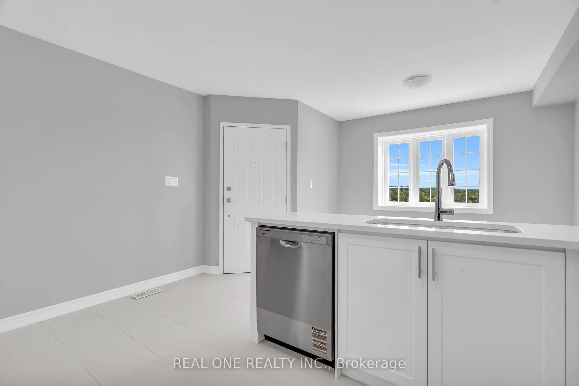 Photo 10 of Unit 31B, 85 Mullin Drive, Guelph, Victoria North — HOMEH