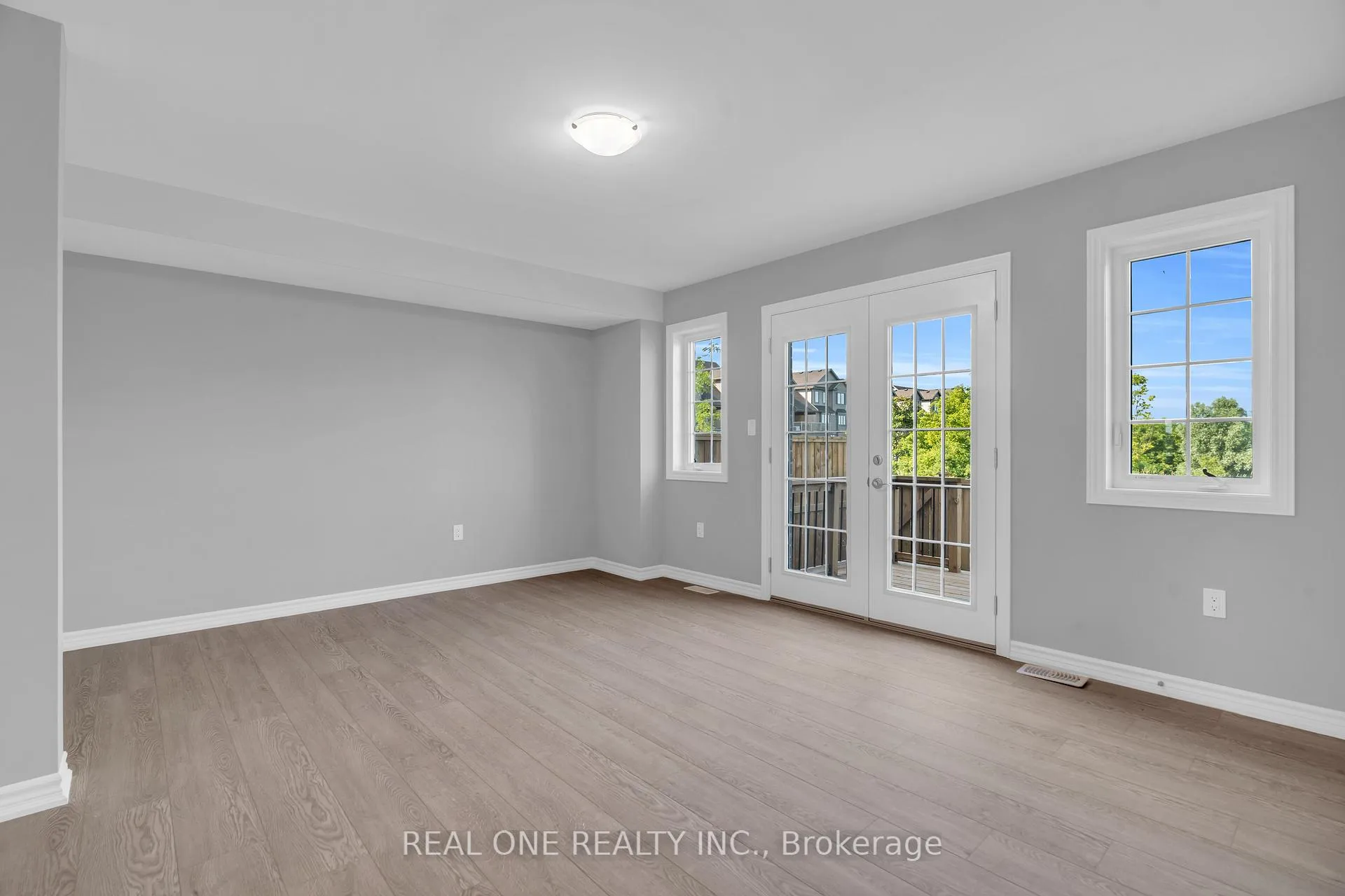 Photo 11 of Unit 31B, 85 Mullin Drive, Guelph, Victoria North — HOMEH