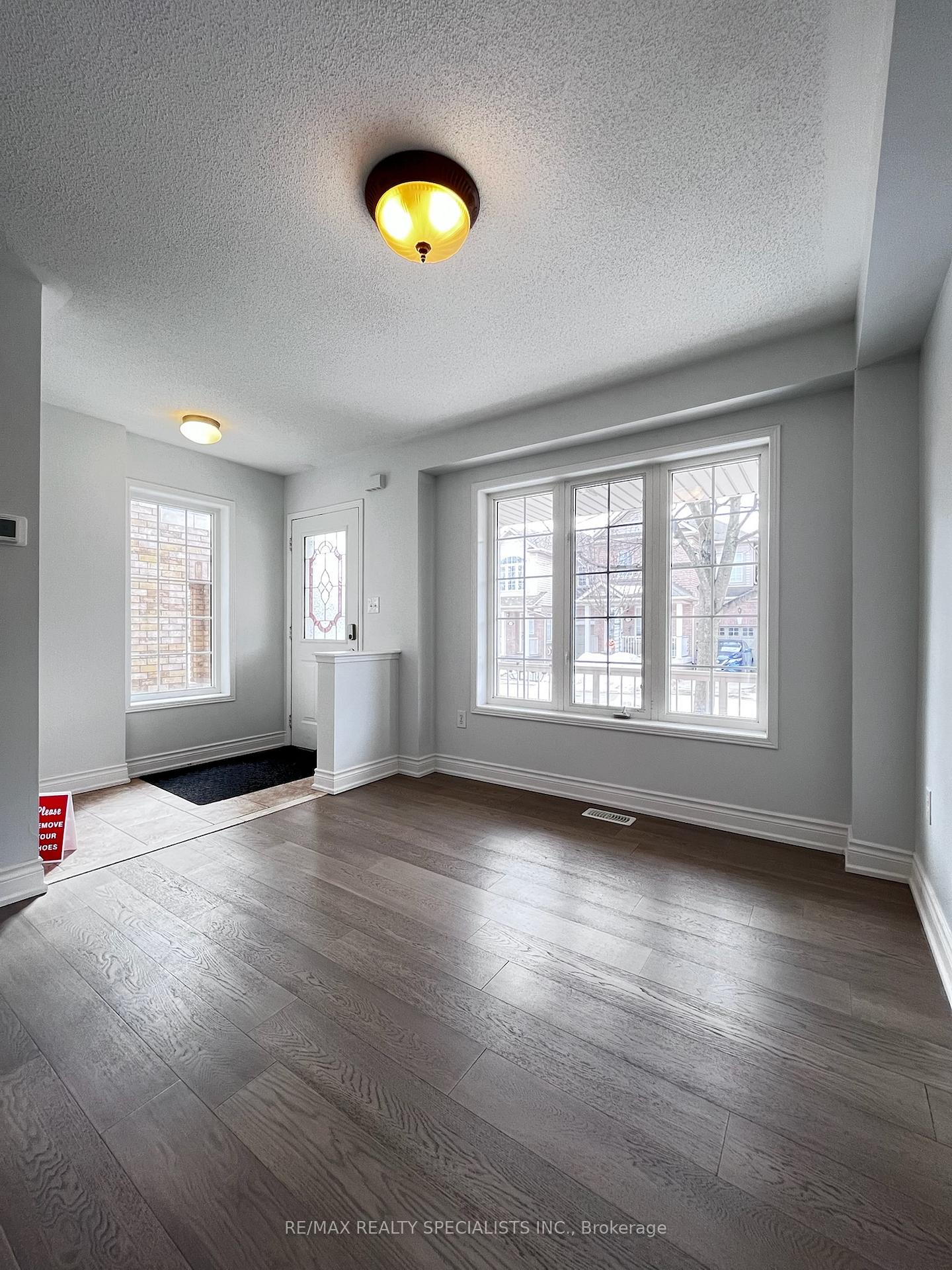 Photo 3 of 2395 Curtis Road, Burlington, Orchard — HOMEH