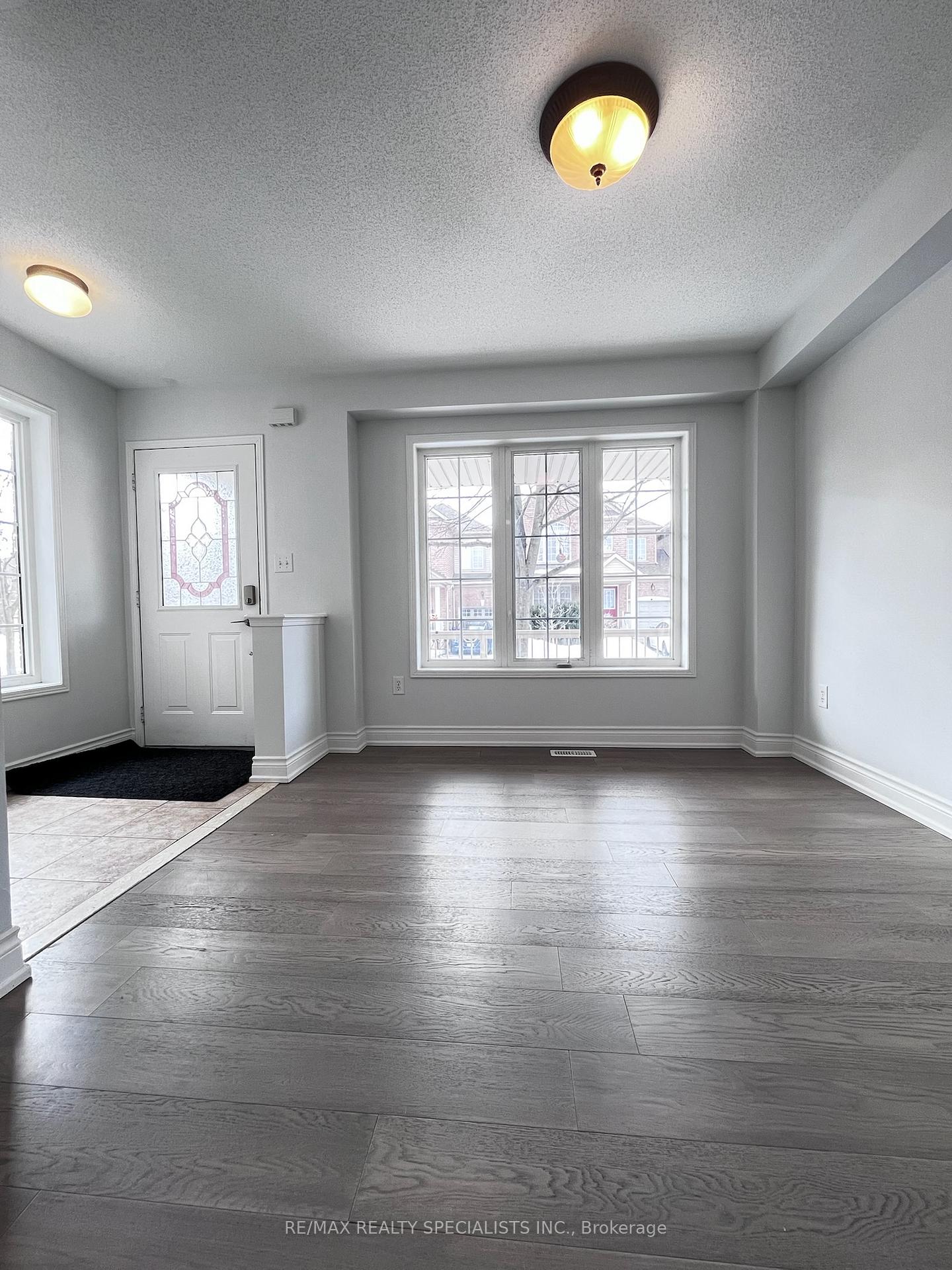 Photo 4 of 2395 Curtis Road, Burlington, Orchard — HOMEH