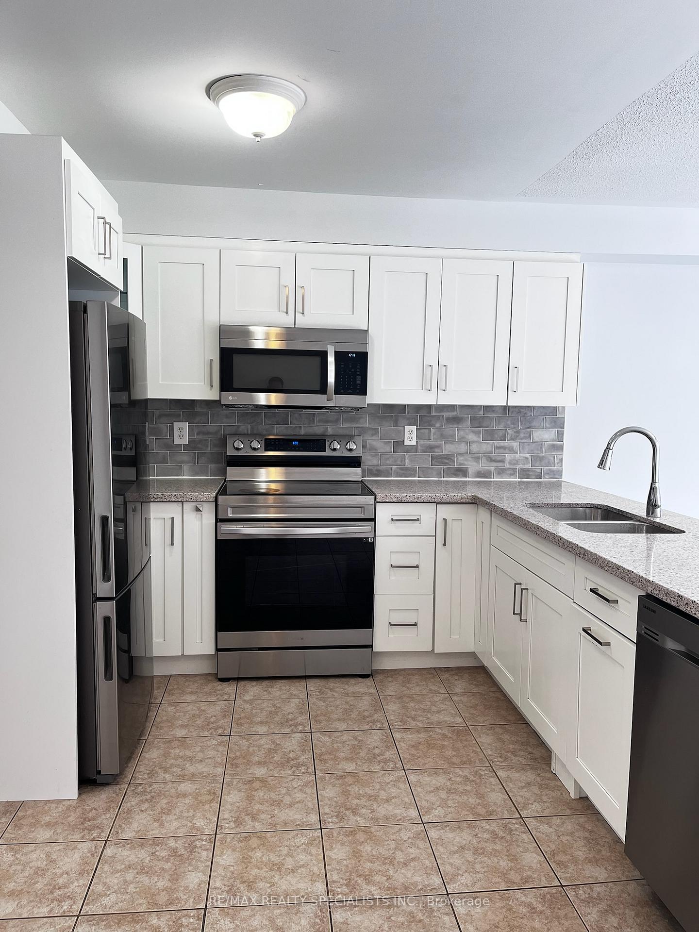 Photo 6 of 2395 Curtis Road, Burlington, Orchard — HOMEH