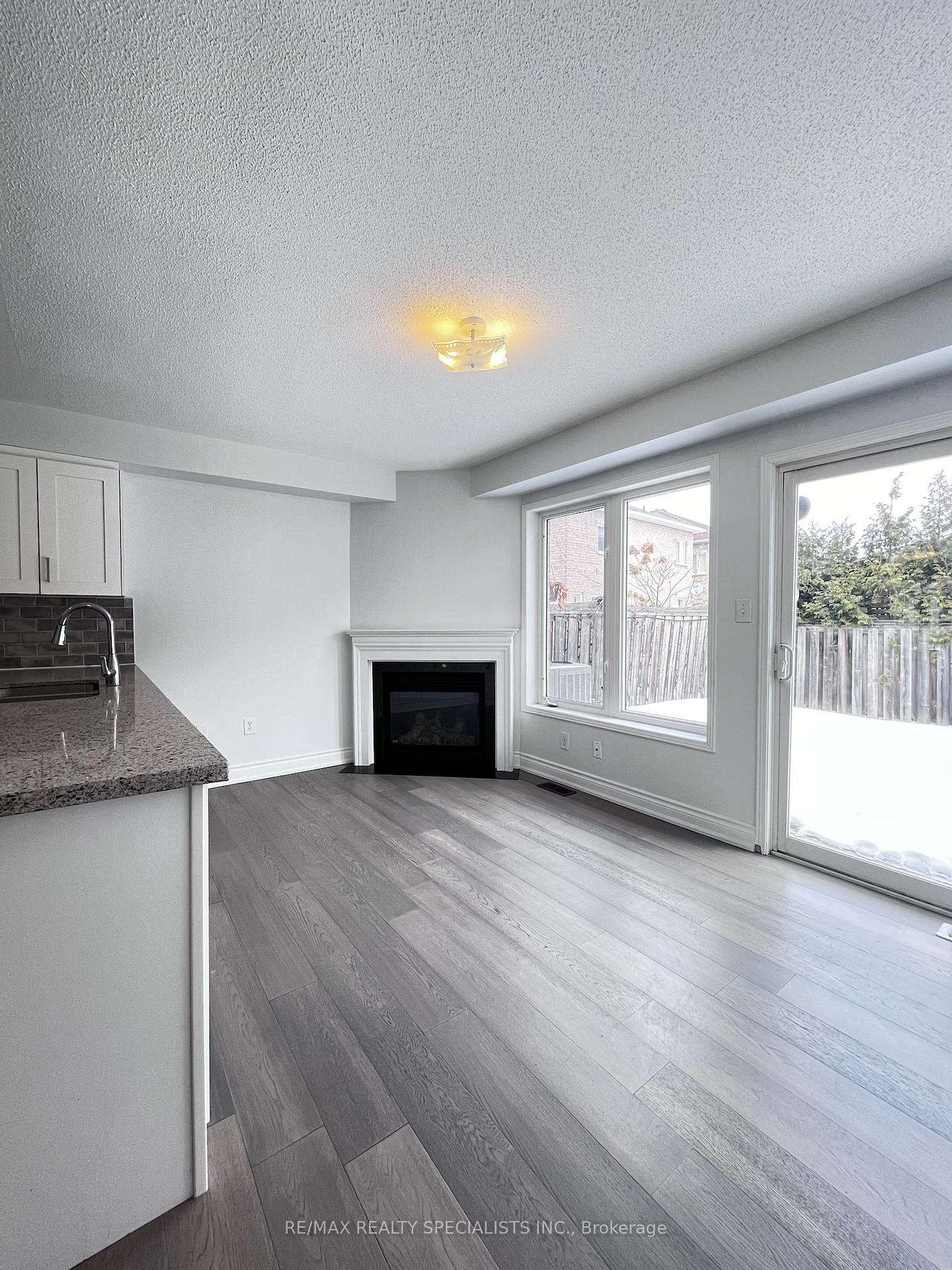 Photo 7 of 2395 Curtis Road, Burlington, Orchard — HOMEH