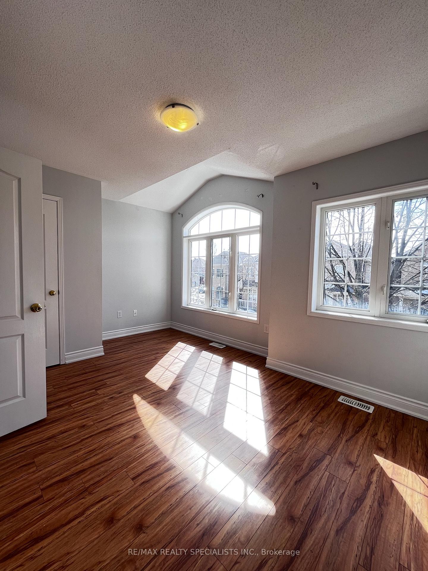 Photo 17 of 2395 Curtis Road, Burlington, Orchard — HOMEH