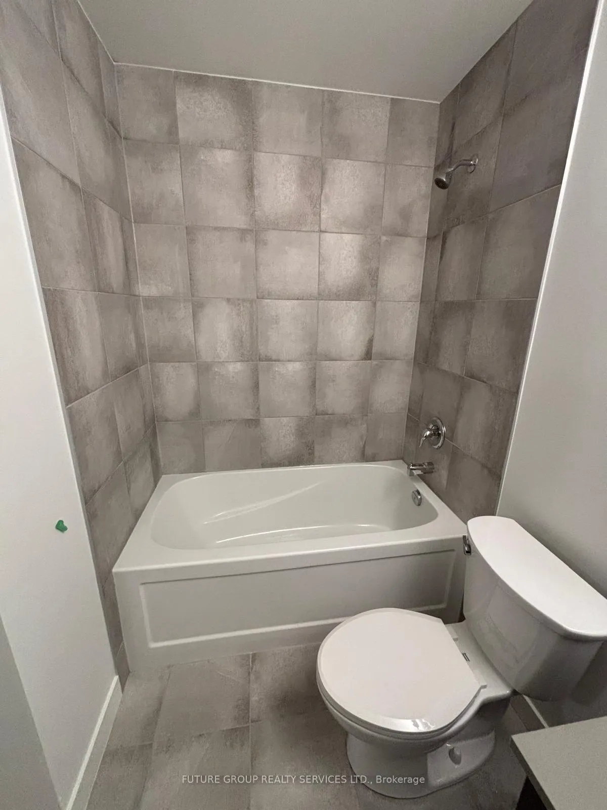 Photo 14 of Unit 913, 461 Green Road, Hamilton, Lakeshore — HOMEH
