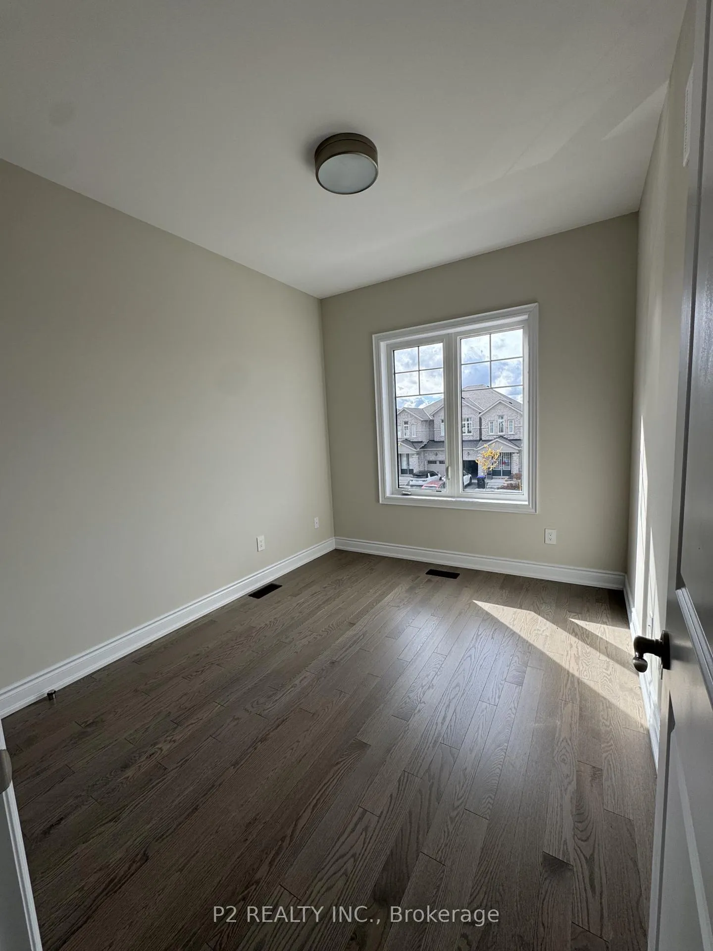 Photo 8 of 25 Periwinkle Road, Springwater, Midhurst — HOMEH