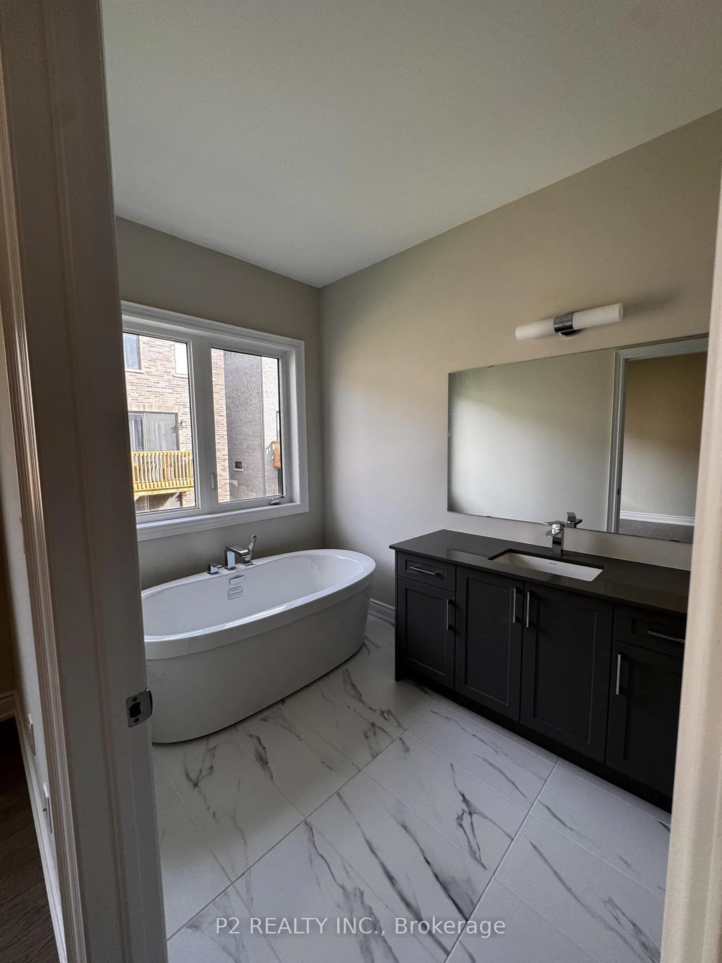 Photo 11 of 25 Periwinkle Road, Springwater, Midhurst — HOMEH