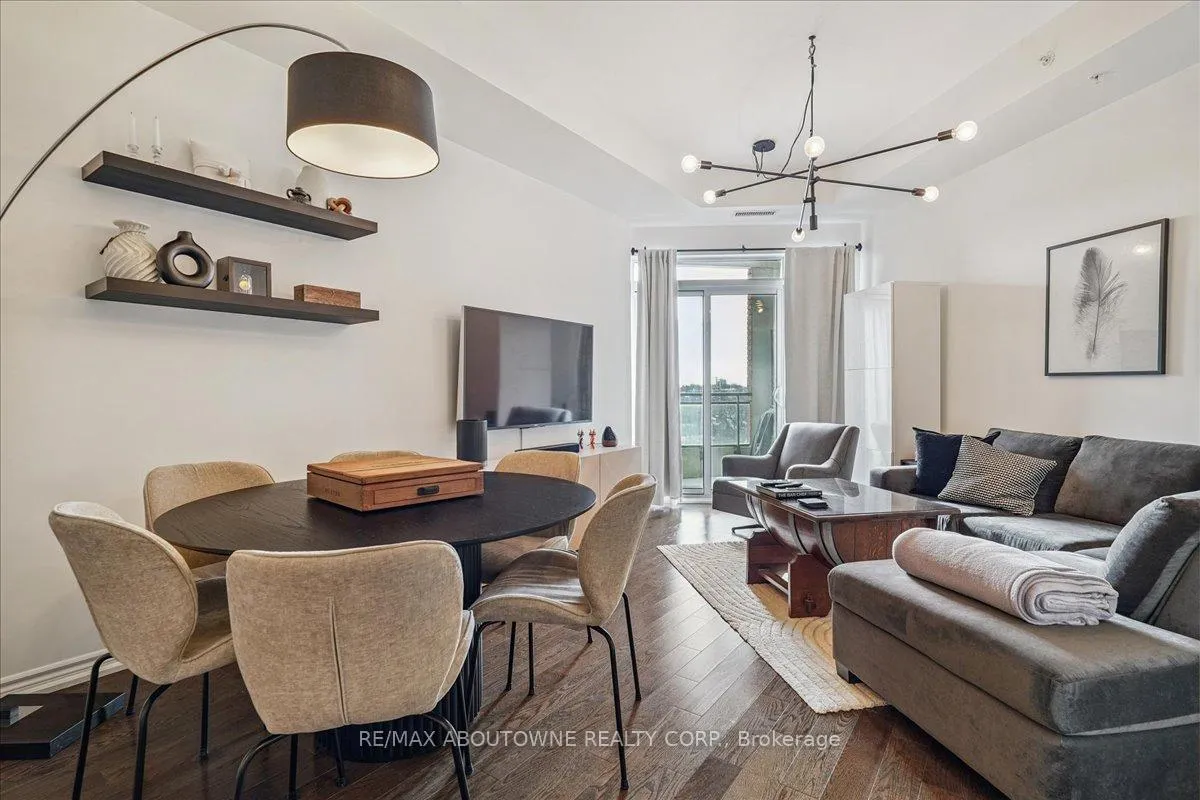Photo 9 of Unit 701, 23 Glebe Road W, Toronto, Yonge-Eglinton — HOMEH