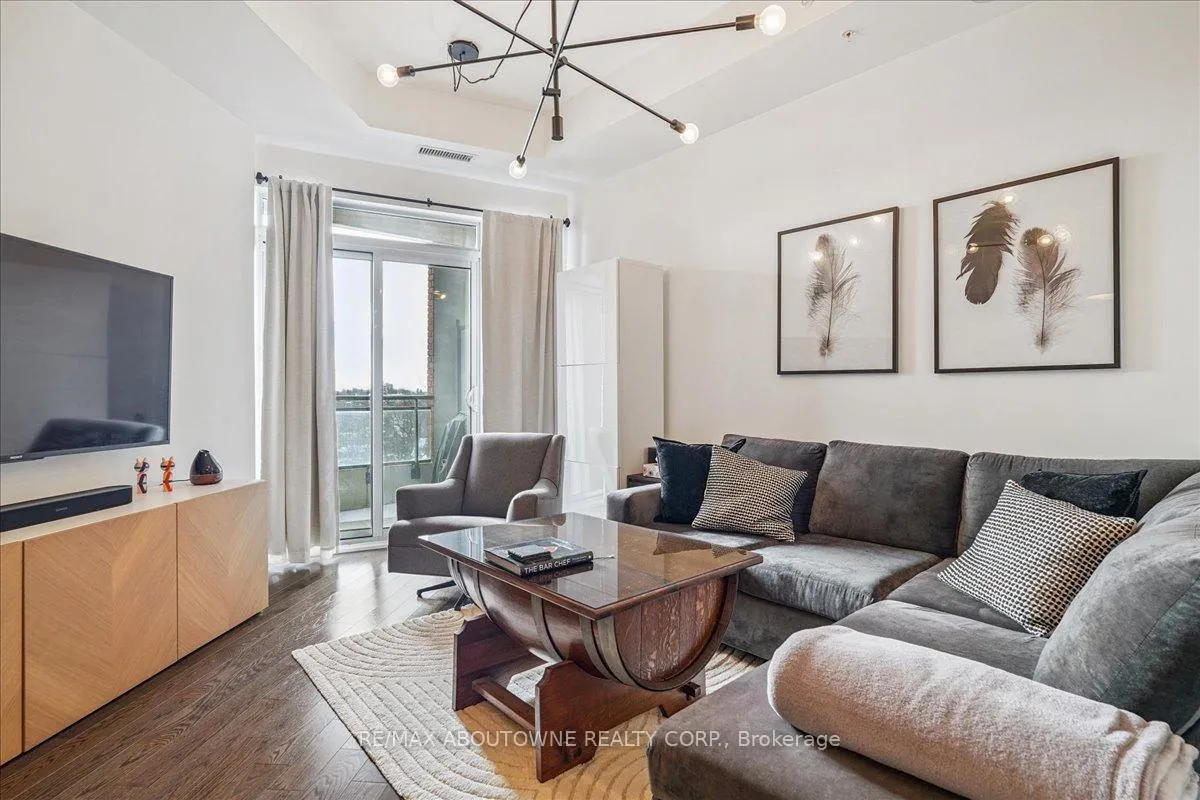 Photo 11 of Unit 701, 23 Glebe Road W, Toronto, Yonge-Eglinton — HOMEH
