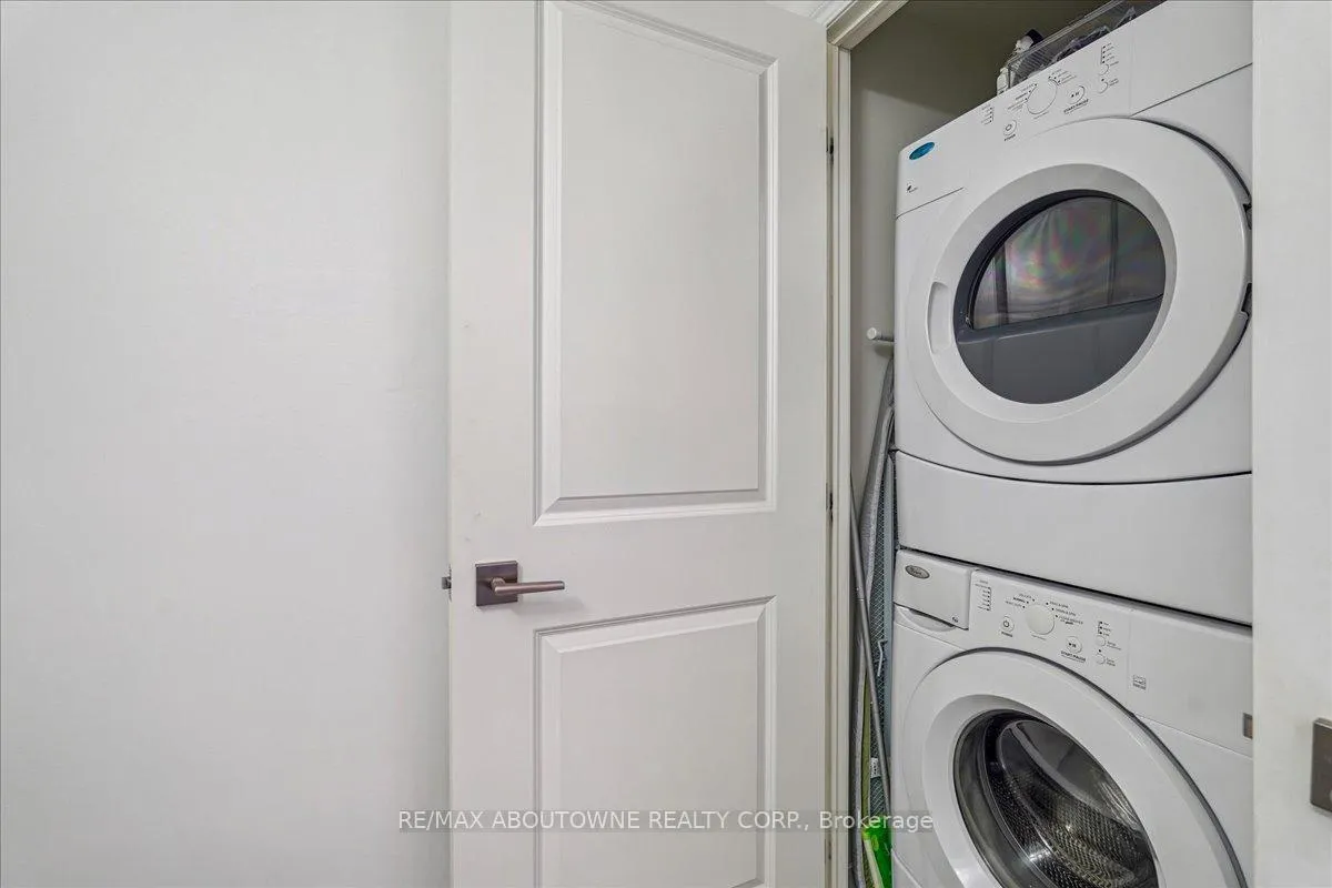 Photo 16 of Unit 701, 23 Glebe Road W, Toronto, Yonge-Eglinton — HOMEH