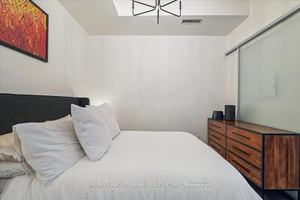 Photo 18 of Unit 701, 23 Glebe Road W, Toronto, Yonge-Eglinton — HOMEH