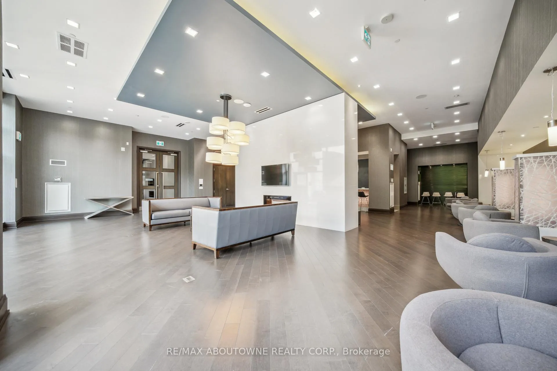 Photo 29 of Unit 701, 23 Glebe Road W, Toronto, Yonge-Eglinton — HOMEH