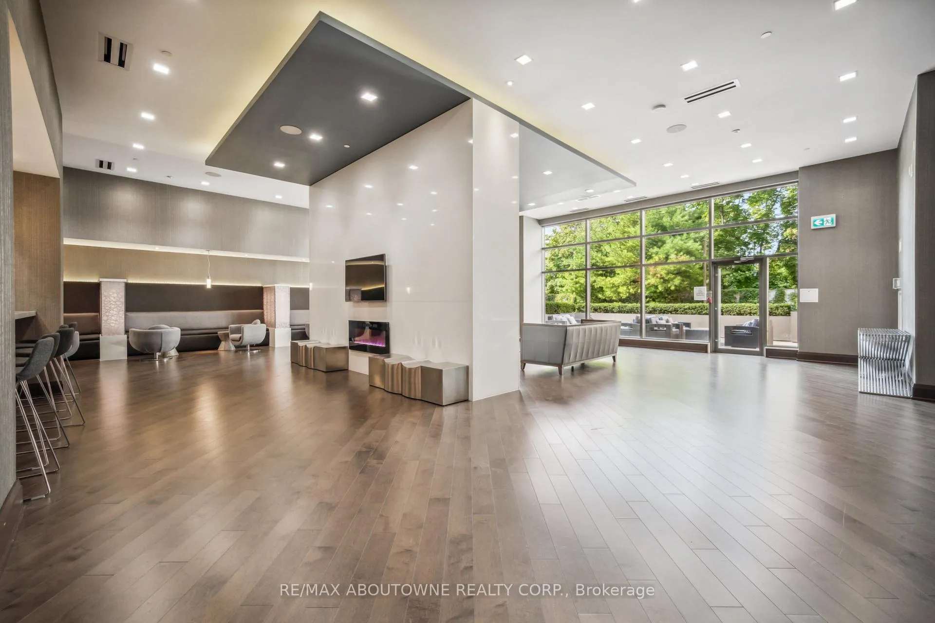 Photo 31 of Unit 701, 23 Glebe Road W, Toronto, Yonge-Eglinton — HOMEH