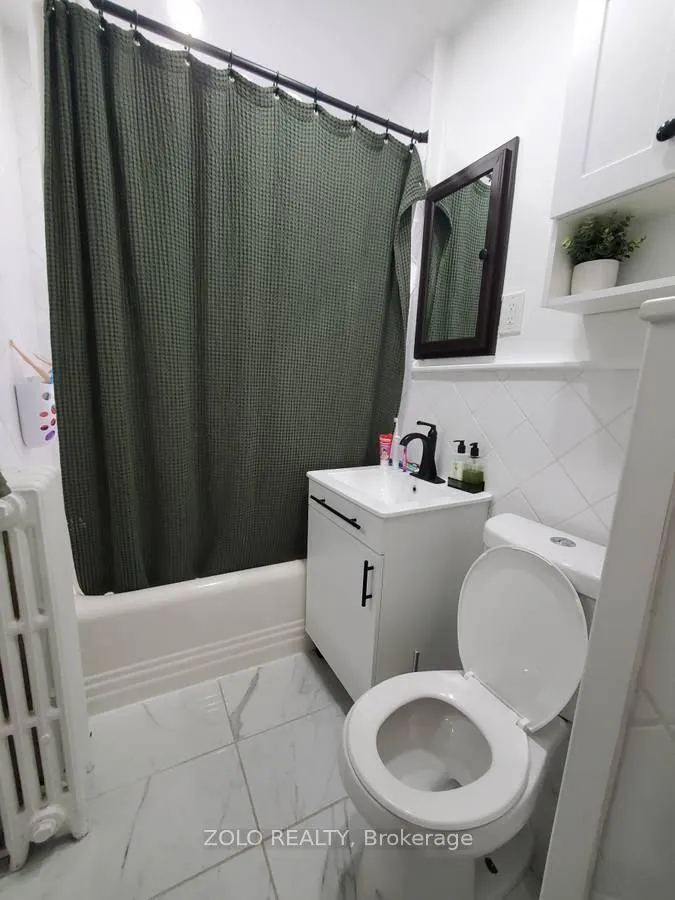 Photo 9 of Unit 3, 344 Northcliffe Boulevard E, Toronto, Oakwood Village — HOMEH
