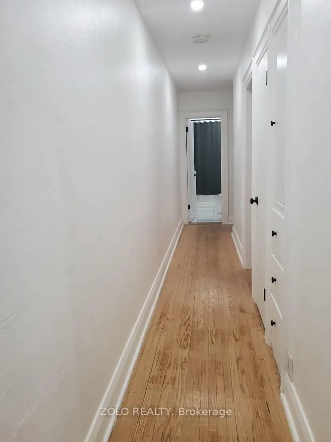 Photo 10 of Unit 3, 344 Northcliffe Boulevard E, Toronto, Oakwood Village — HOMEH