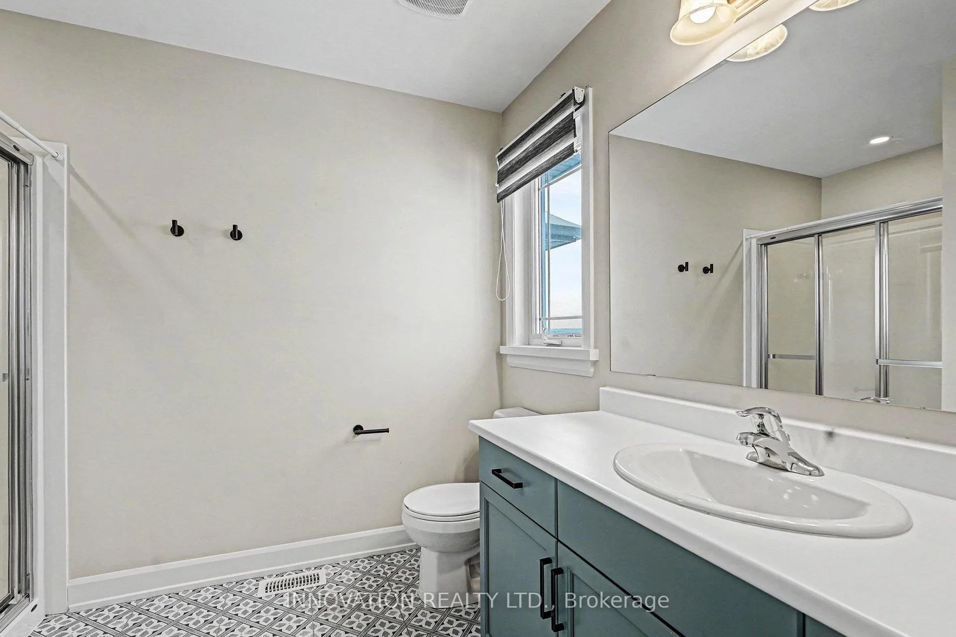 Photo 8 of 82 Vimy Ridge Crescent, Arnprior — HOMEH