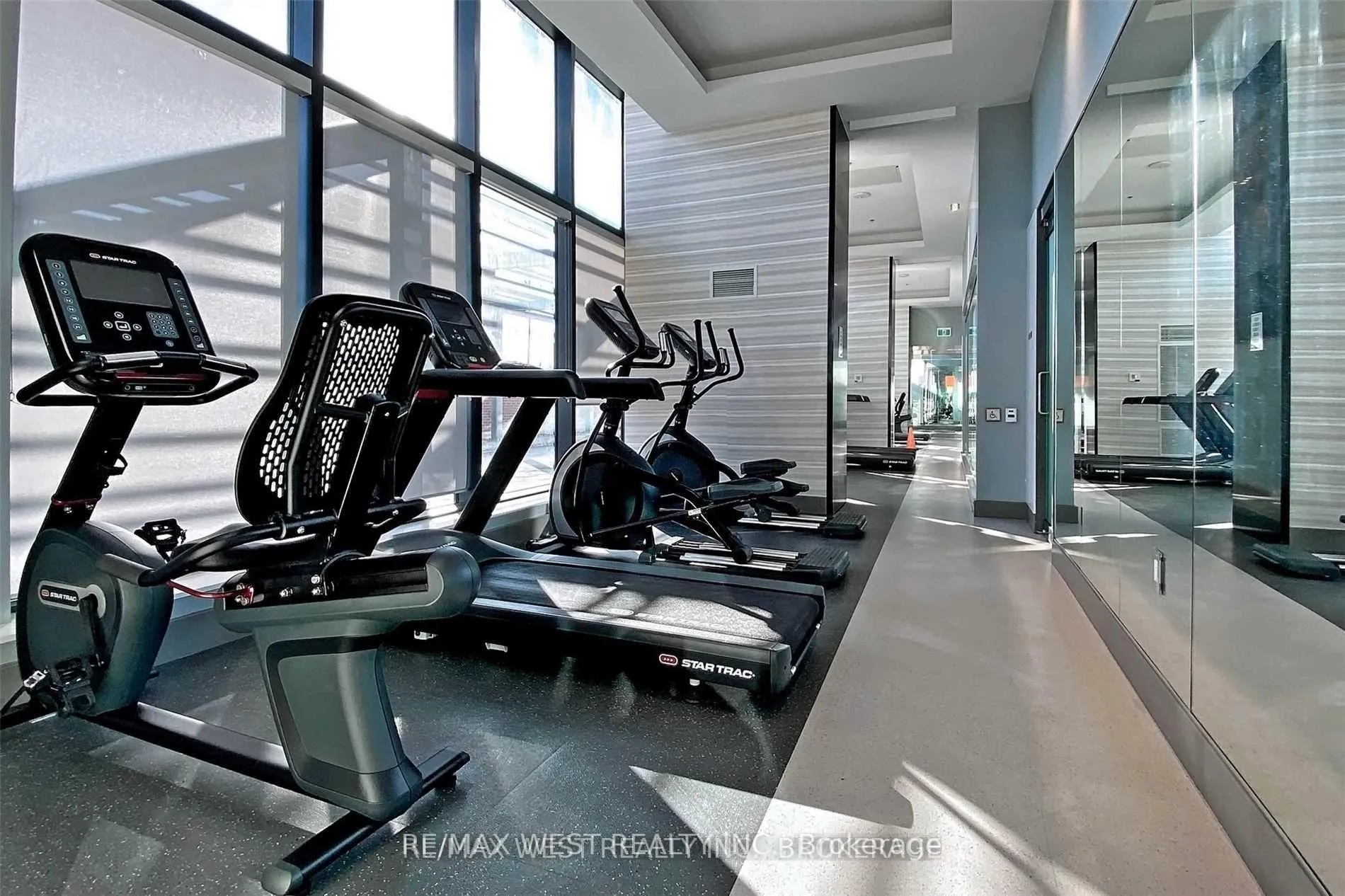 Photo 29 of Unit 410, 99 Eagle Rock Way, Vaughan, Maple — HOMEH
