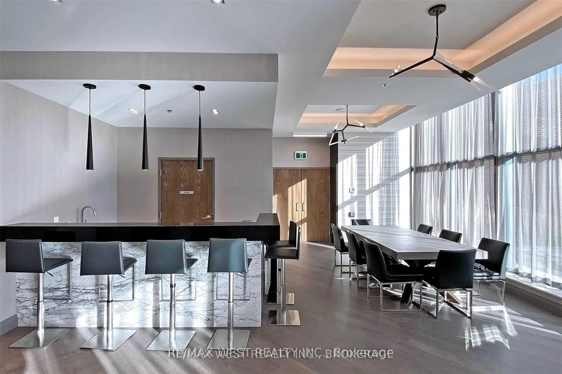 Photo 33 of Unit 410, 99 Eagle Rock Way, Vaughan, Maple — HOMEH