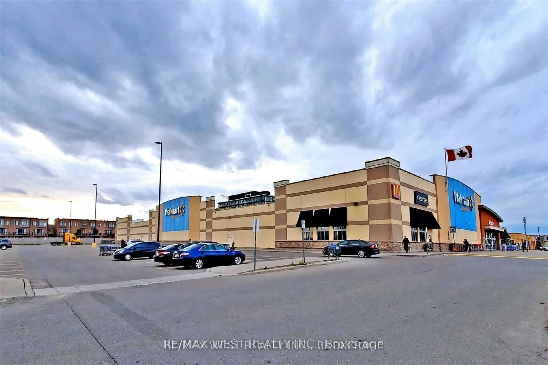 Photo 34 of Unit 410, 99 Eagle Rock Way, Vaughan, Maple — HOMEH