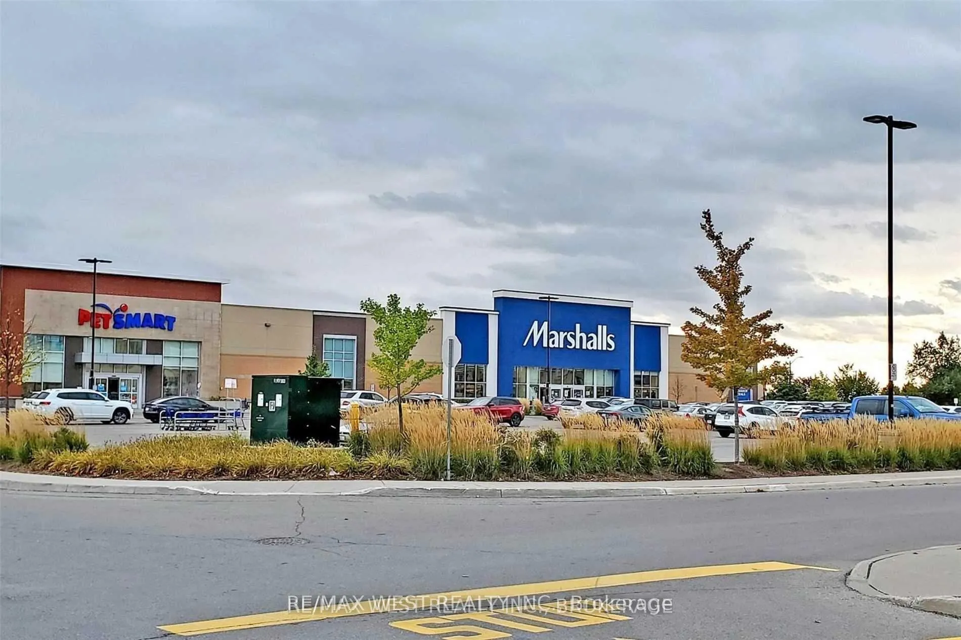 Photo 36 of Unit 410, 99 Eagle Rock Way, Vaughan, Maple — HOMEH