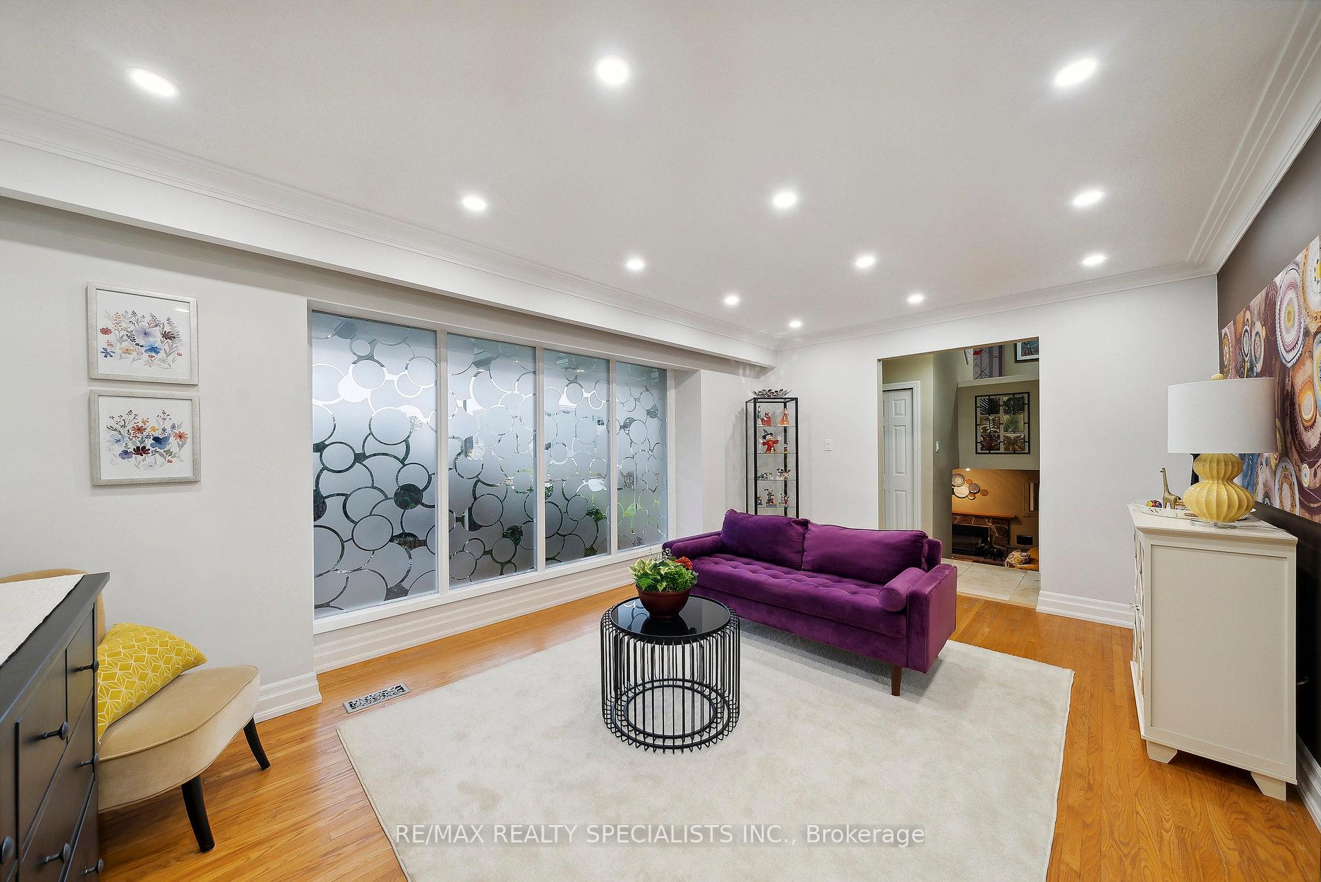 Photo 4 of 5102 Meadowhill Road, Burlington, Appleby — HOMEH