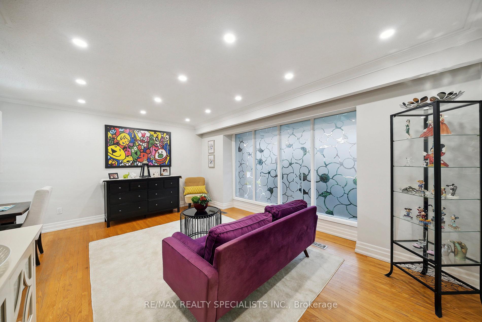 Photo 5 of 5102 Meadowhill Road, Burlington, Appleby — HOMEH