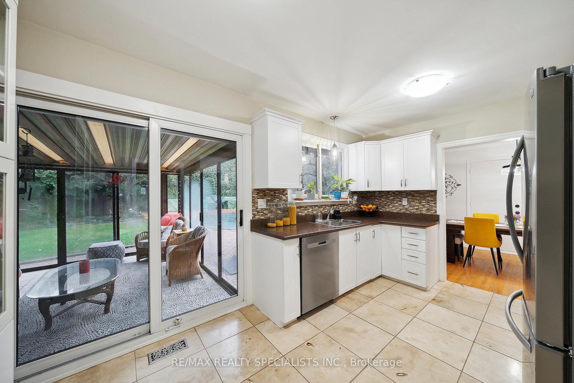 Photo 11 of 5102 Meadowhill Road, Burlington, Appleby — HOMEH