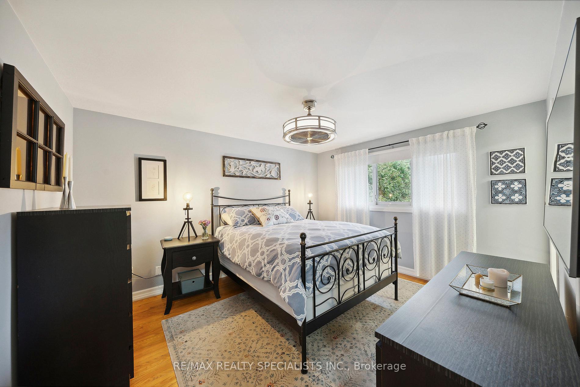Photo 12 of 5102 Meadowhill Road, Burlington, Appleby — HOMEH