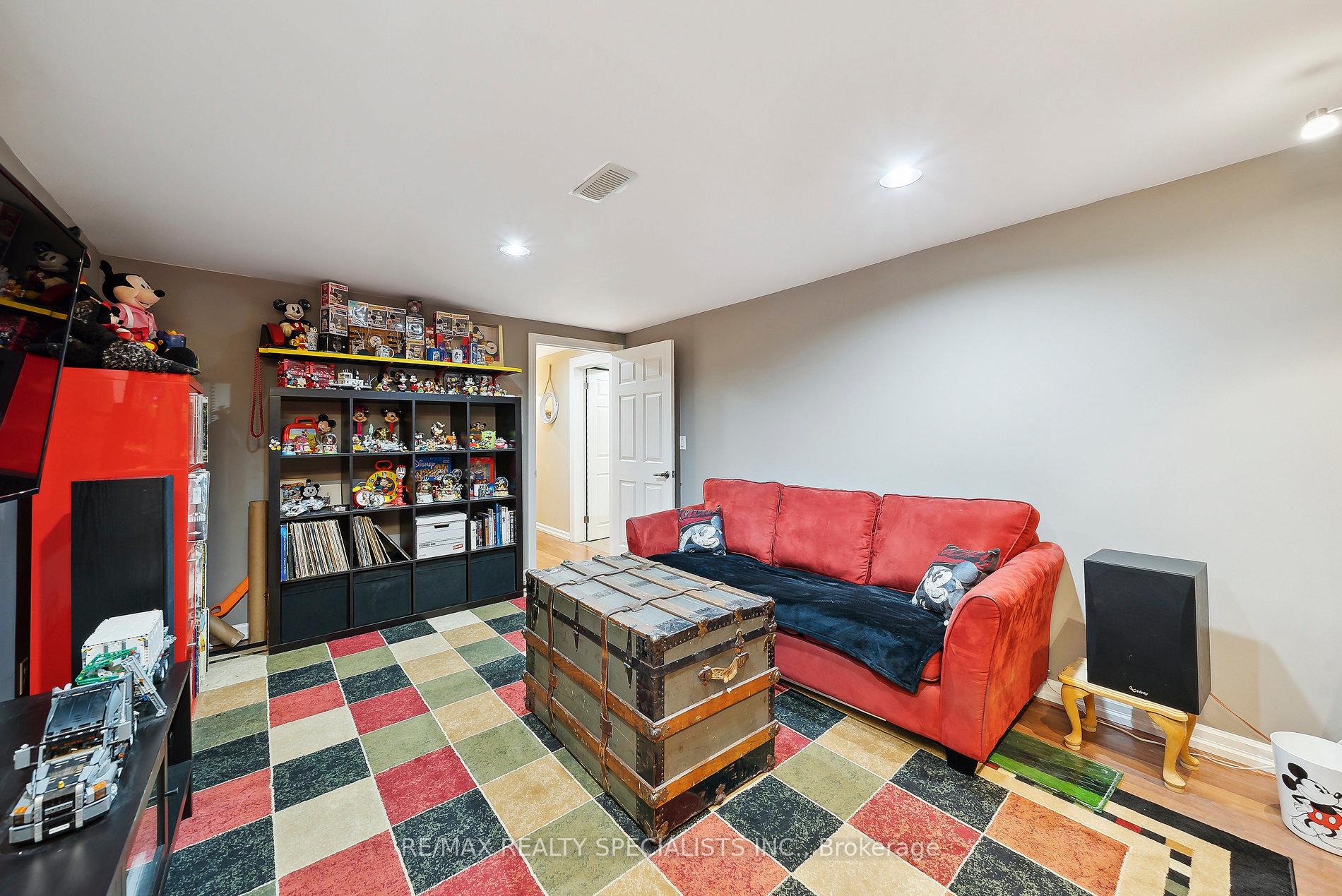 Photo 22 of 5102 Meadowhill Road, Burlington, Appleby — HOMEH