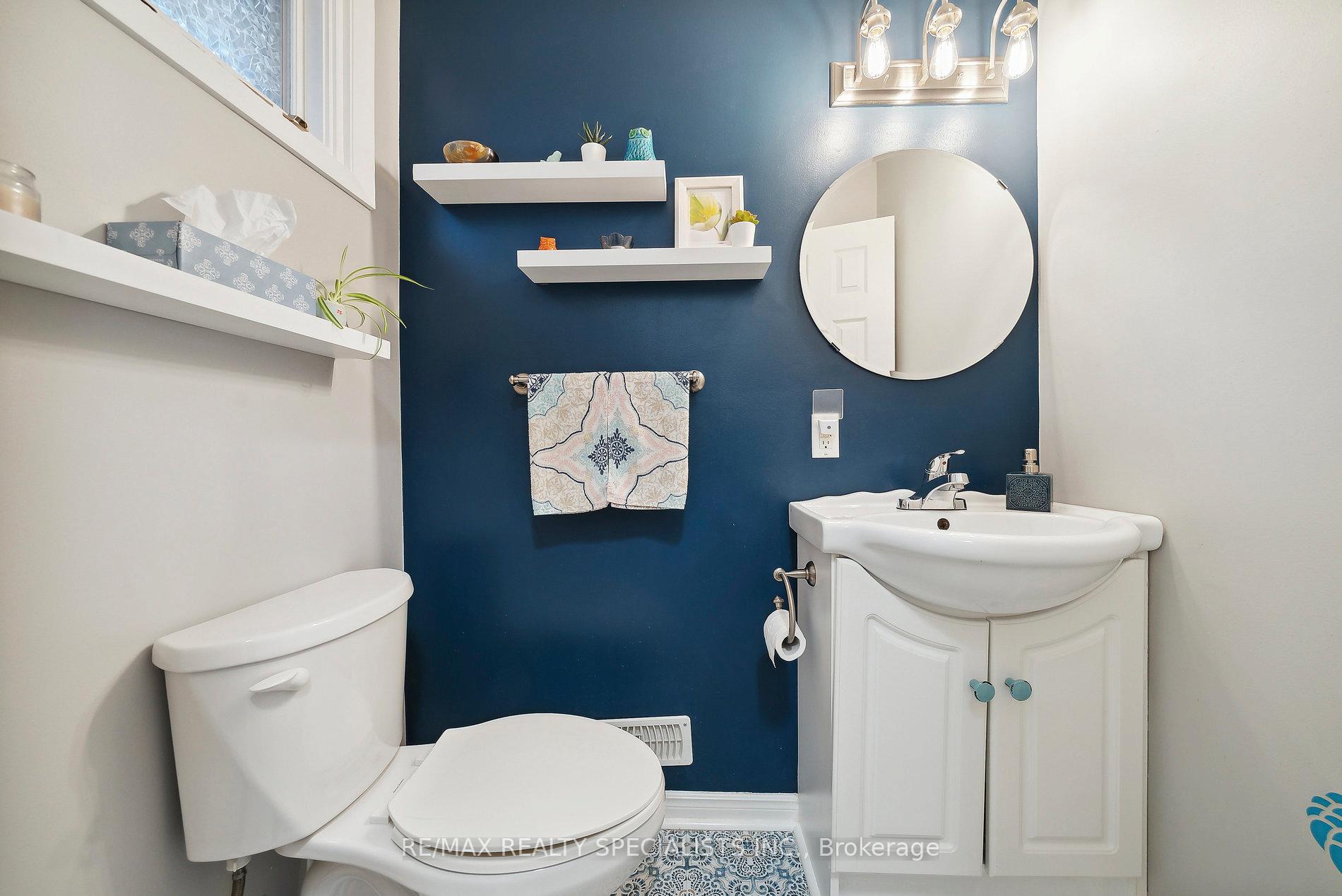 Photo 25 of 5102 Meadowhill Road, Burlington, Appleby — HOMEH