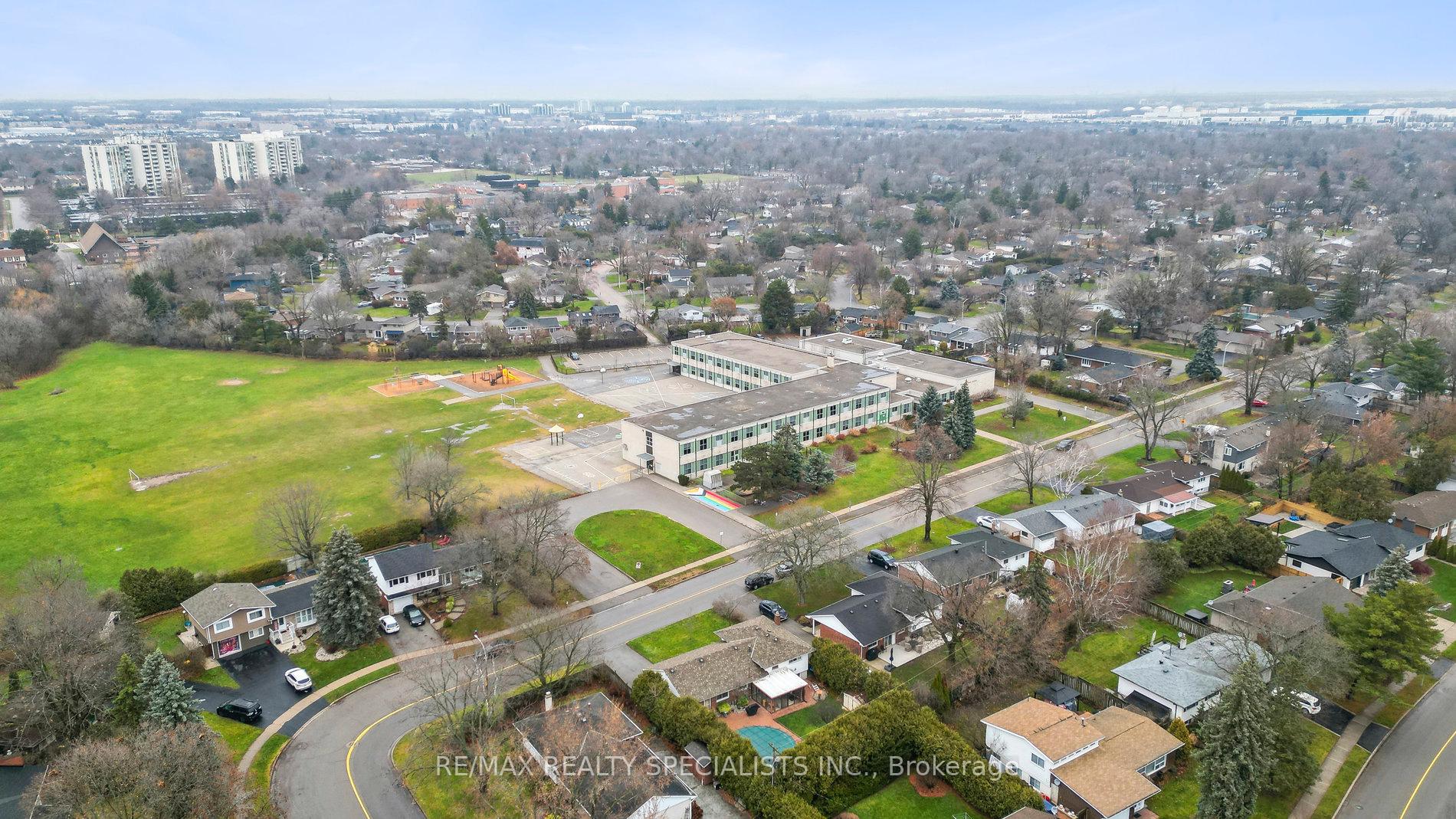 Photo 37 of 5102 Meadowhill Road, Burlington, Appleby — HOMEH
