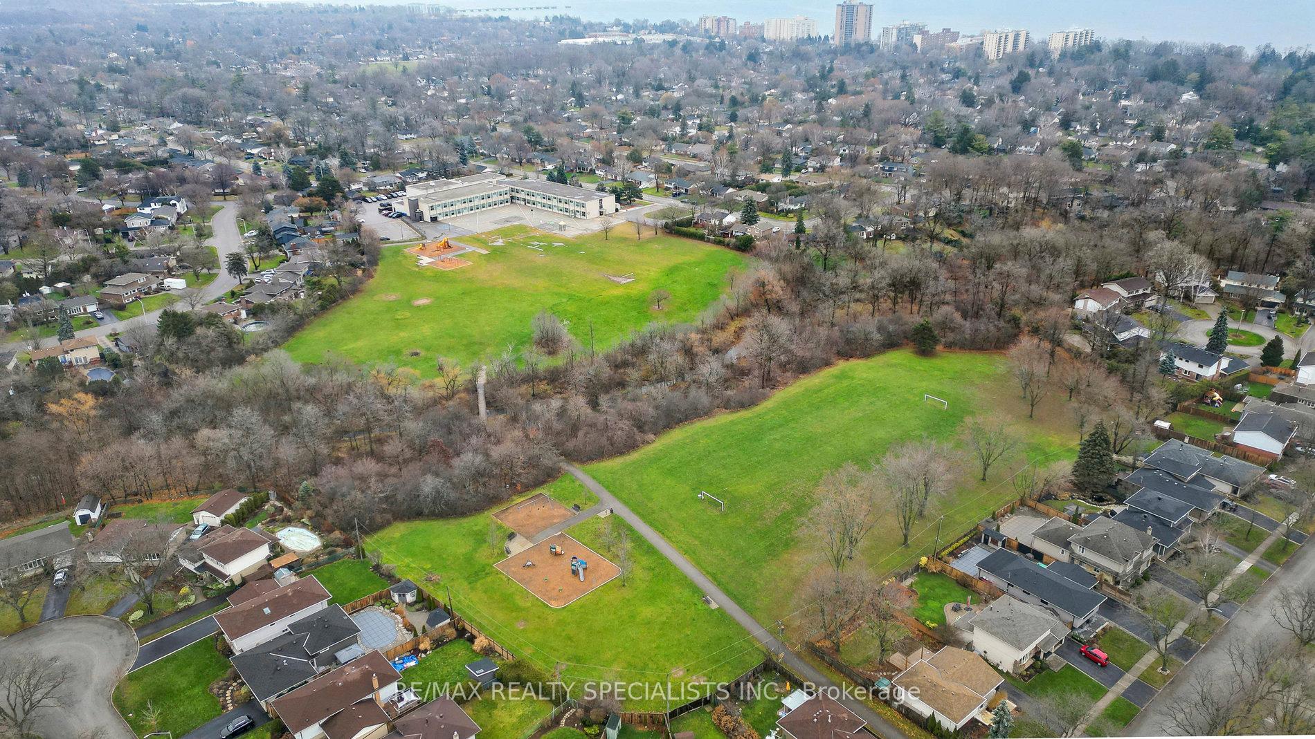 Photo 39 of 5102 Meadowhill Road, Burlington, Appleby — HOMEH
