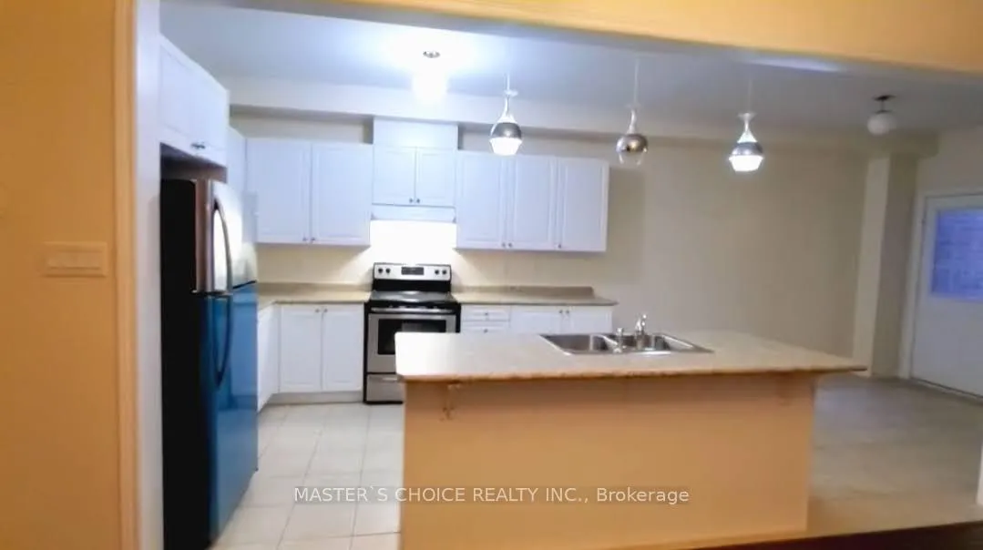 Photo 6 of 100 Rougeview Park Crescent, Markham, Greensborough — HOMEH