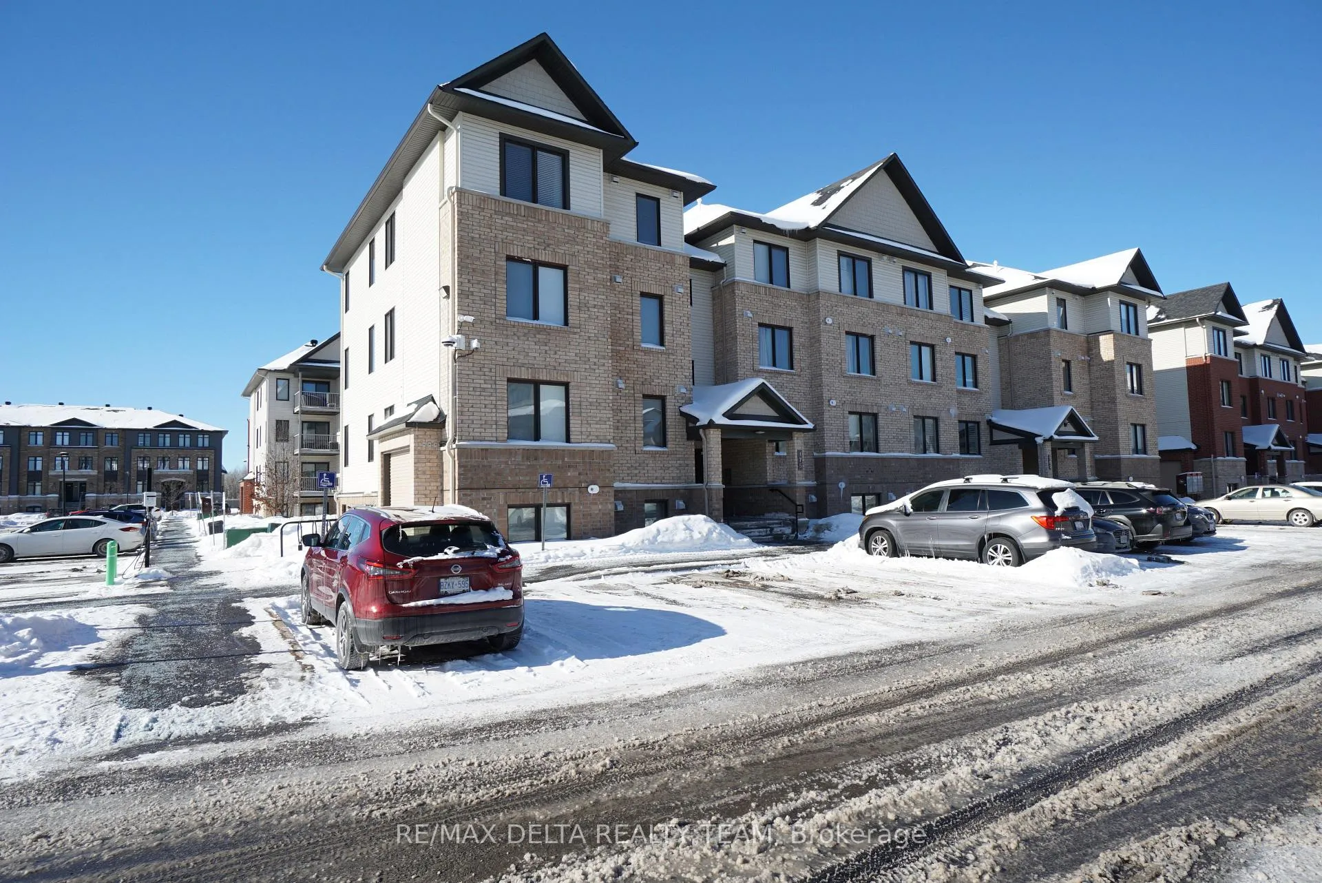 Photo 1 of Unit 1, 175 Bluestone Private, Ottawa, Avalon West — HOMEH