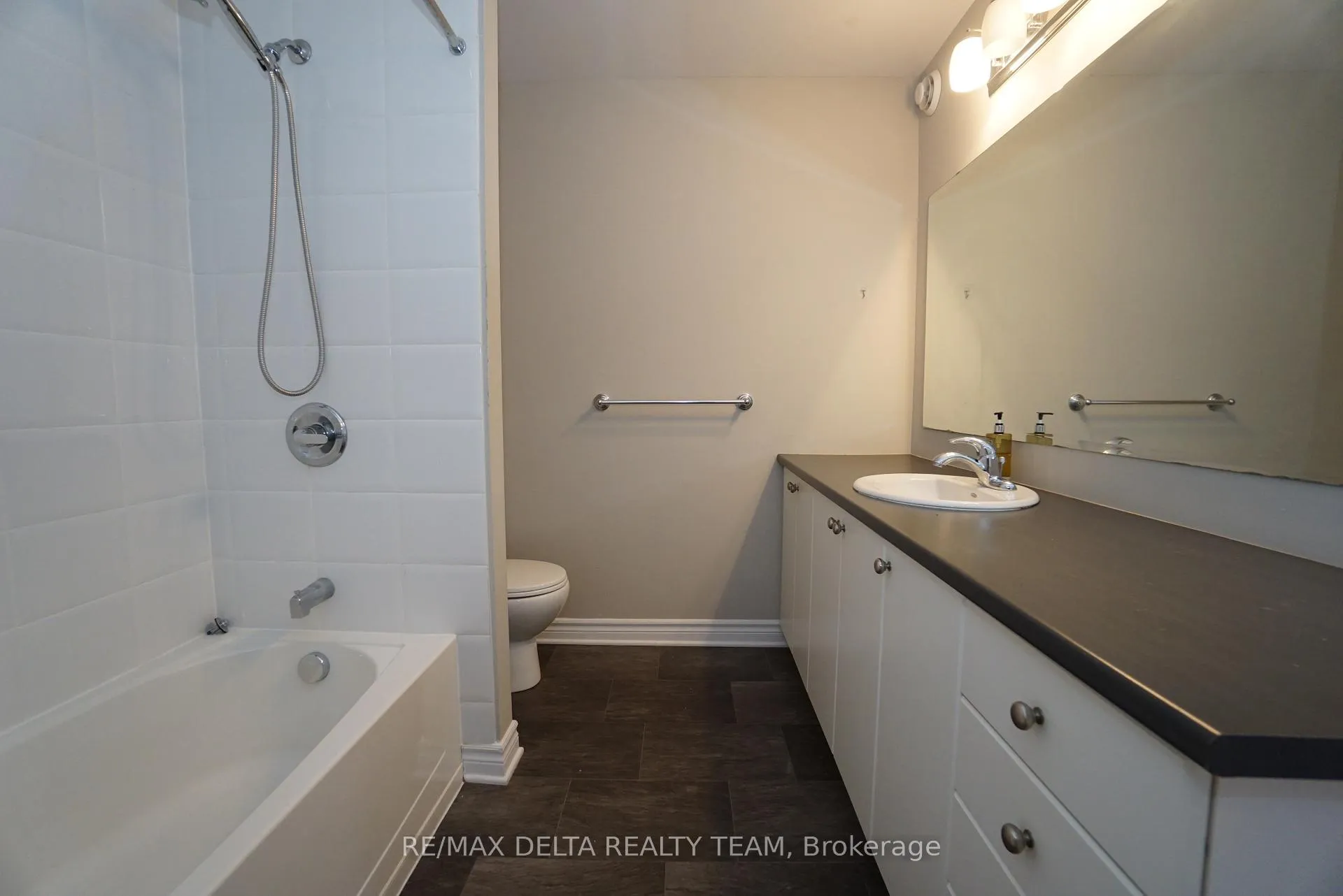 Photo 17 of Unit 1, 175 Bluestone Private, Ottawa, Avalon West — HOMEH
