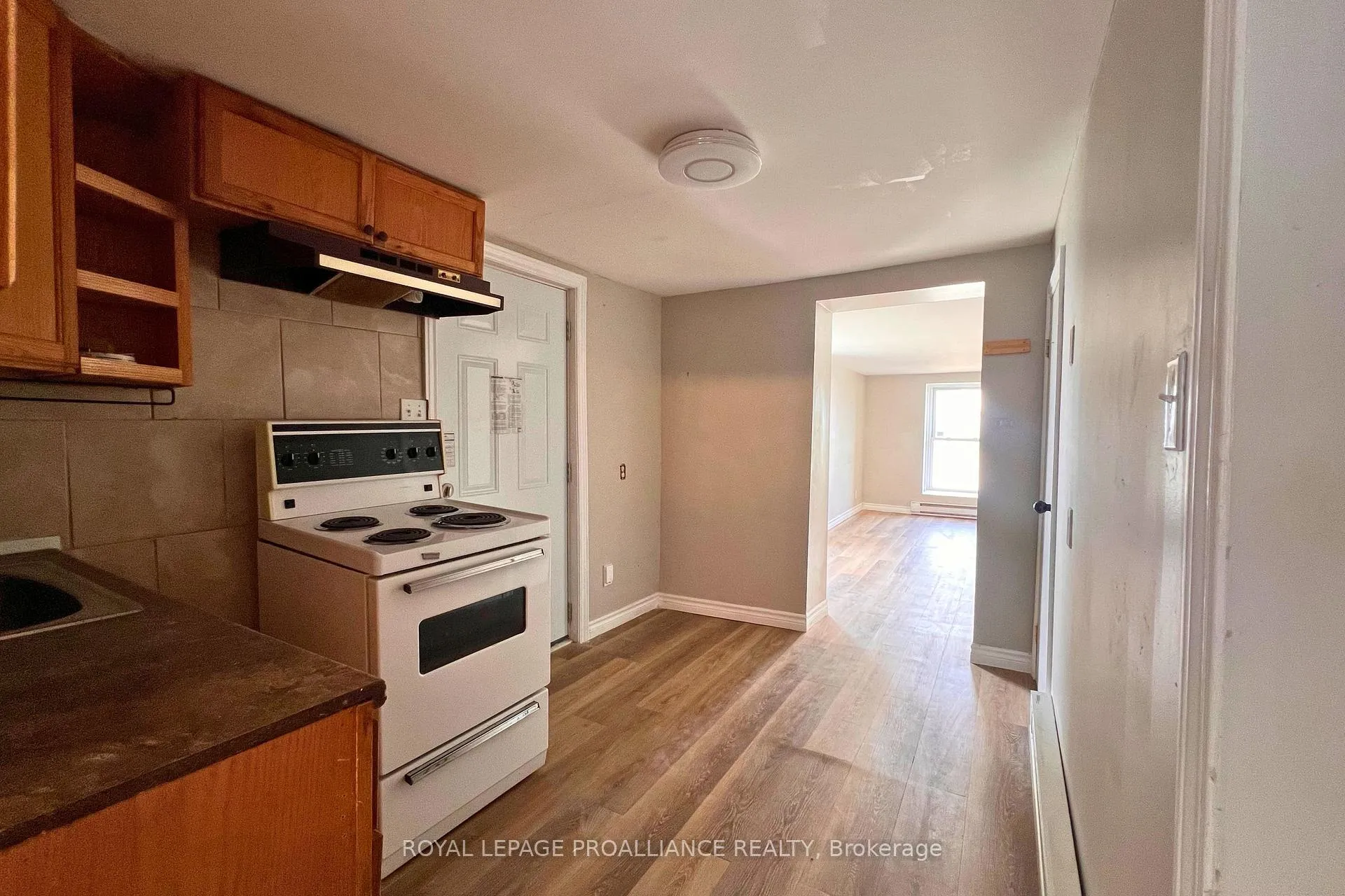 Photo 7 of 38 Stanley Street, Quinte West, Trenton Ward — HOMEH