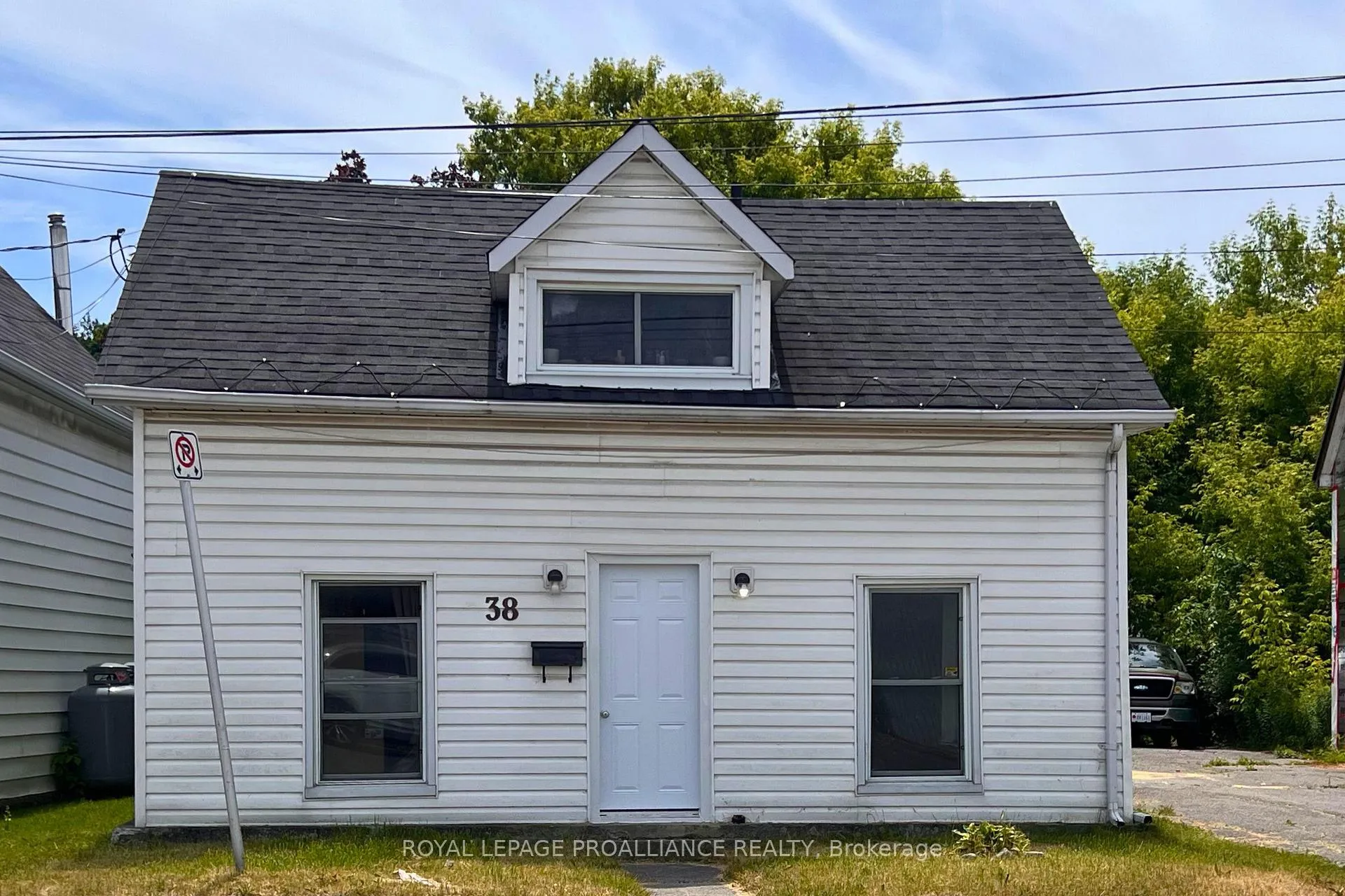 Photo 27 of 38 Stanley Street, Quinte West, Trenton Ward — HOMEH