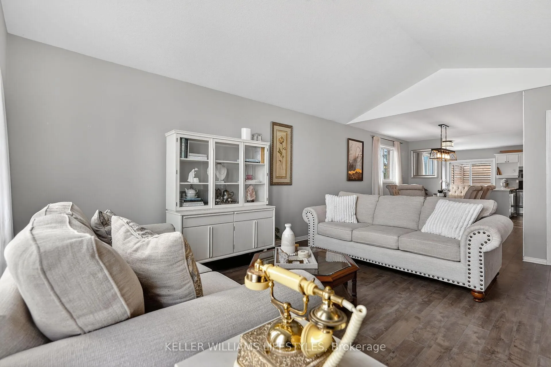 Photo 12 of 65 Axford Parkway, St. Thomas — HOMEH