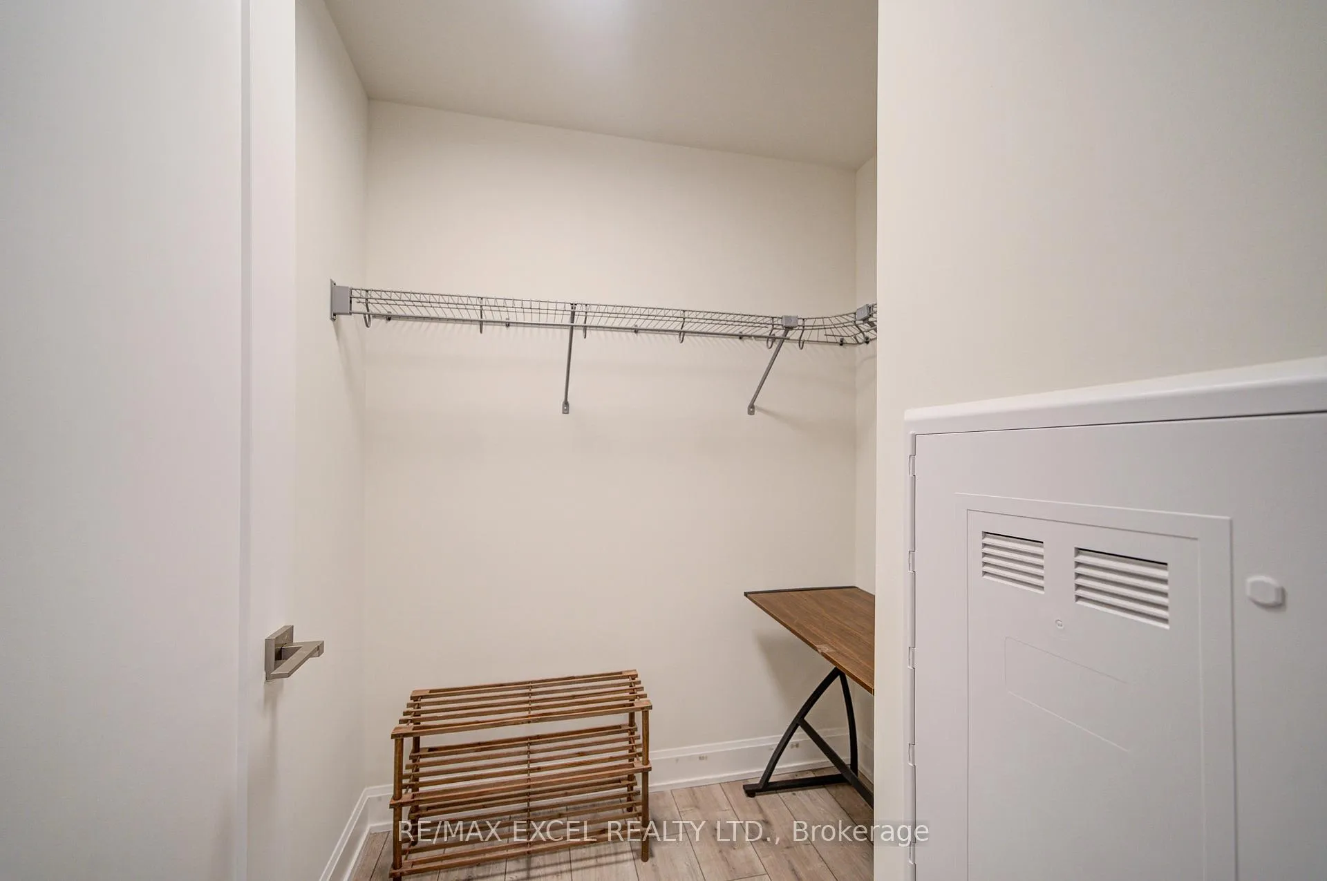 Photo 7 of Unit 1001, 38 Water Walk Drive, Markham, Unionville — HOMEH