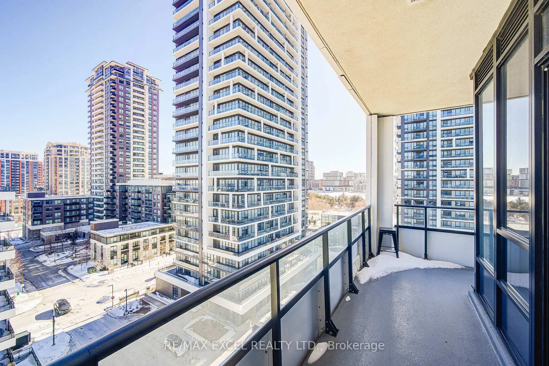 Photo 37 of Unit 1001, 38 Water Walk Drive, Markham, Unionville — HOMEH
