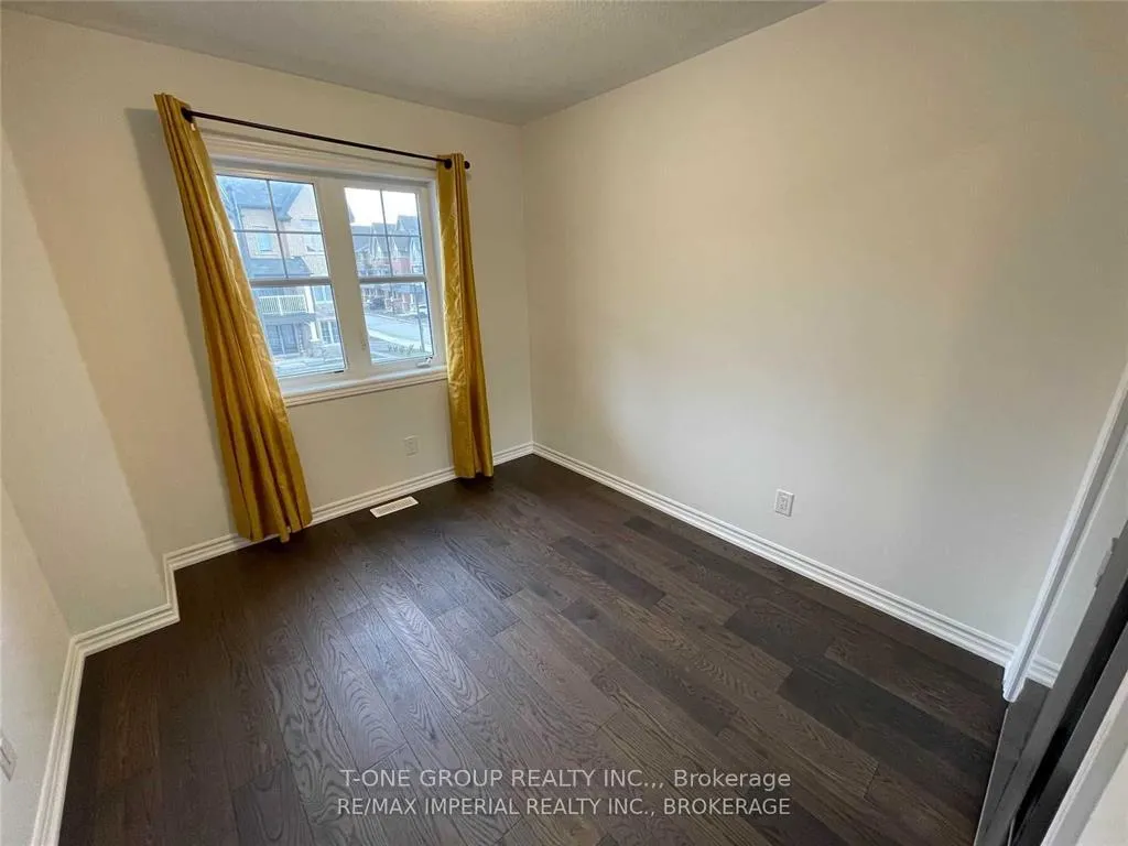 Photo 7 of 10 Marlborough Street, Whitby, Rolling Acres — HOMEH