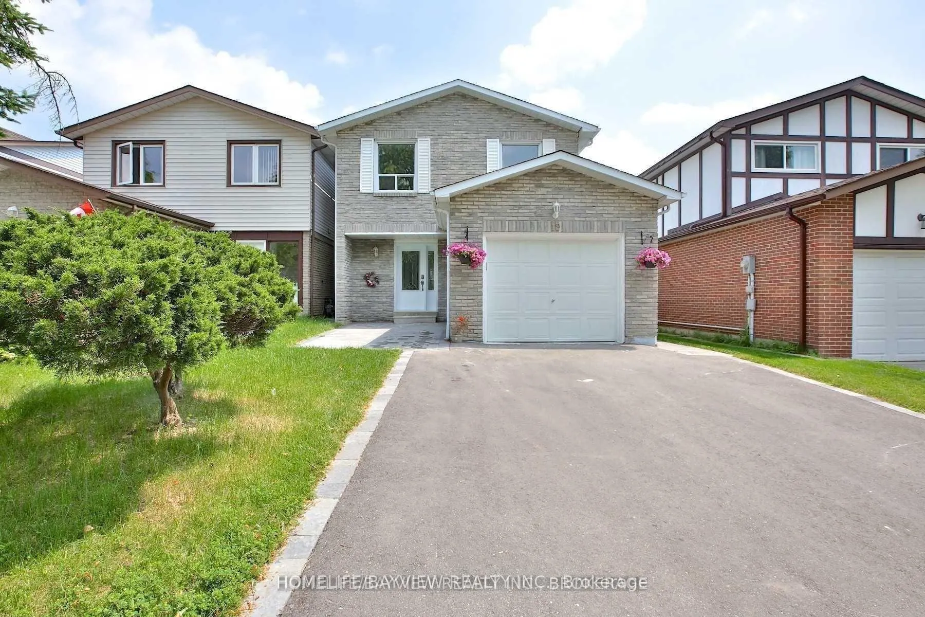 Photo 1 of 19 Fraser Street, Markham, Aileen-Willowbrook — HOMEH