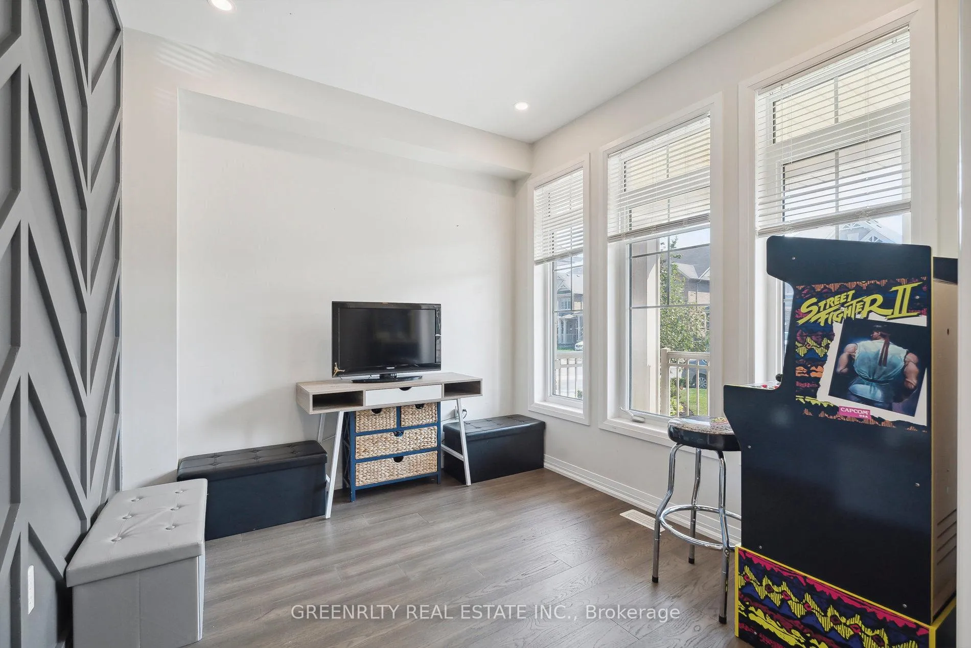 Photo 5 of 28 Casserley Crescent, New Tecumseth, Tottenham — HOMEH
