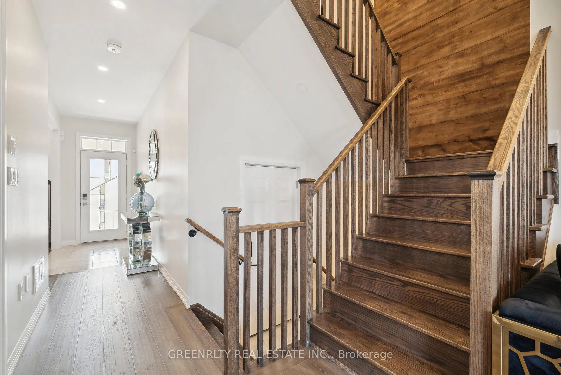 Photo 8 of 28 Casserley Crescent, New Tecumseth, Tottenham — HOMEH