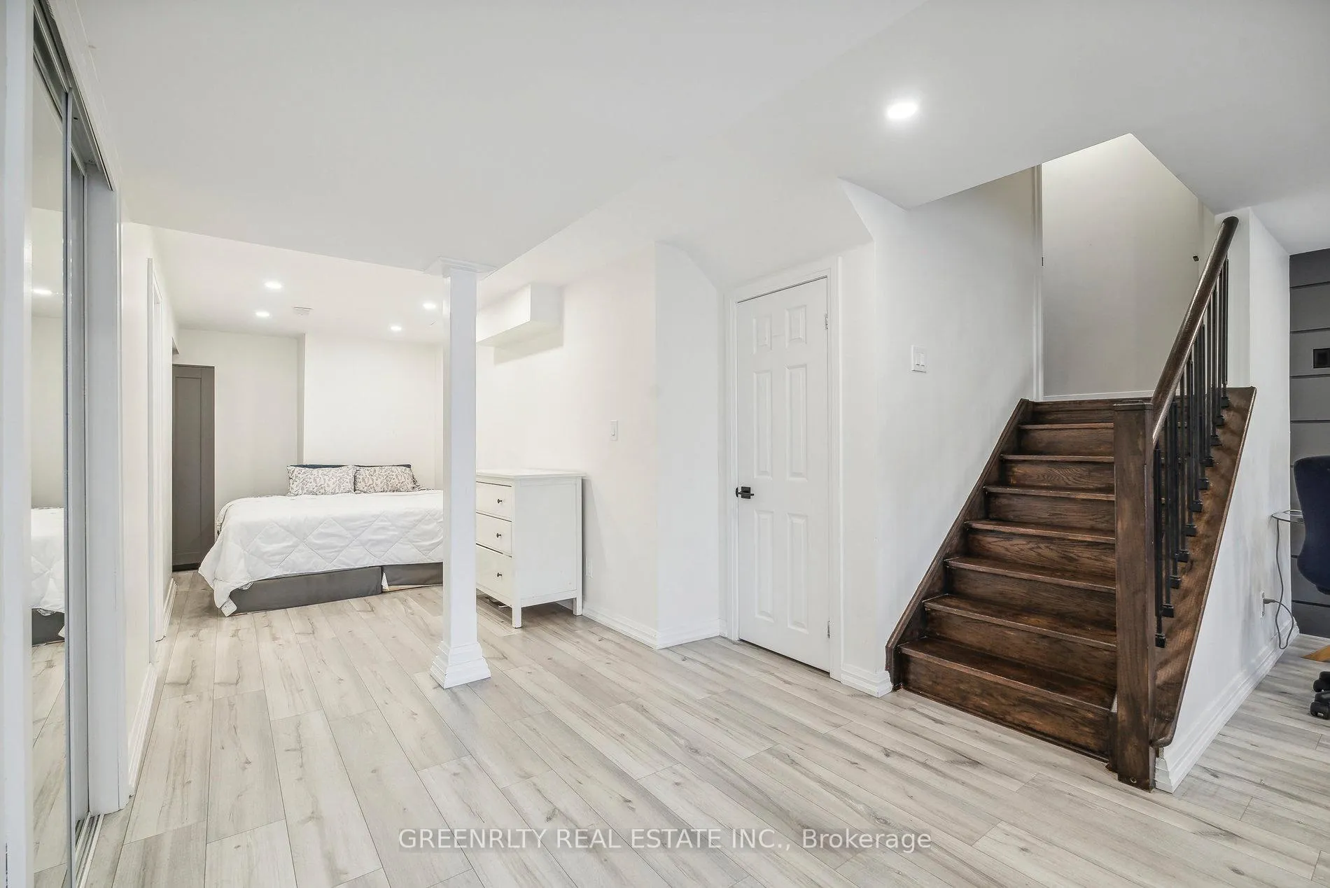 Photo 35 of 28 Casserley Crescent, New Tecumseth, Tottenham — HOMEH